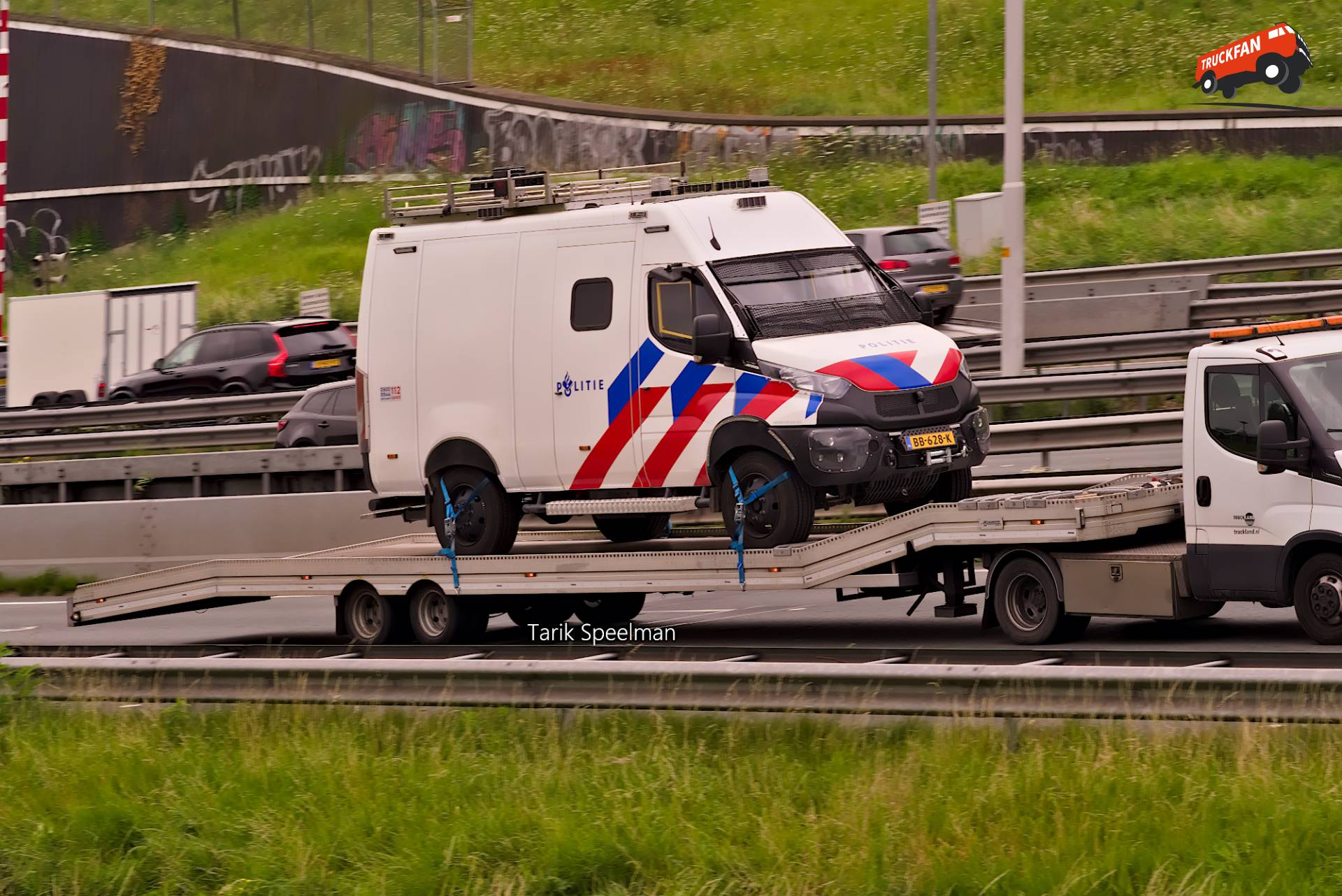 Iveco Daily Politiewagen met kenteken BB-628-K