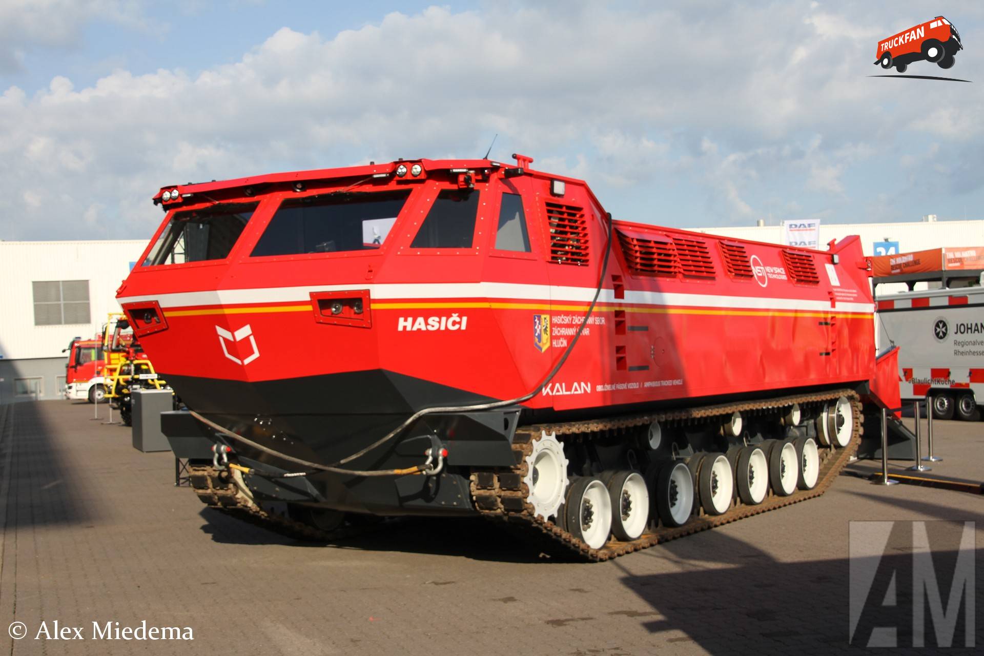 Amfibieveerboot Kalan van New Space Technologies