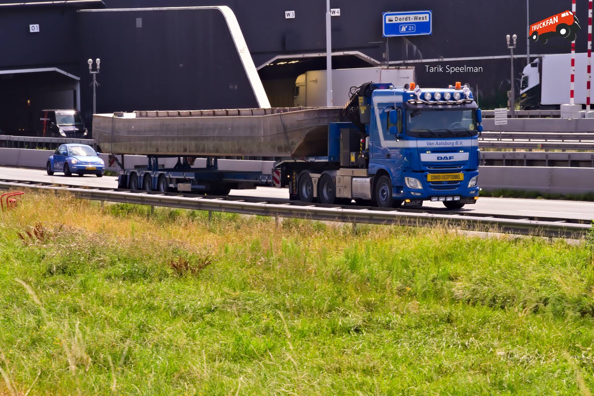 DAF XF Euro 6 vrachtwagen van Van Aalsburg