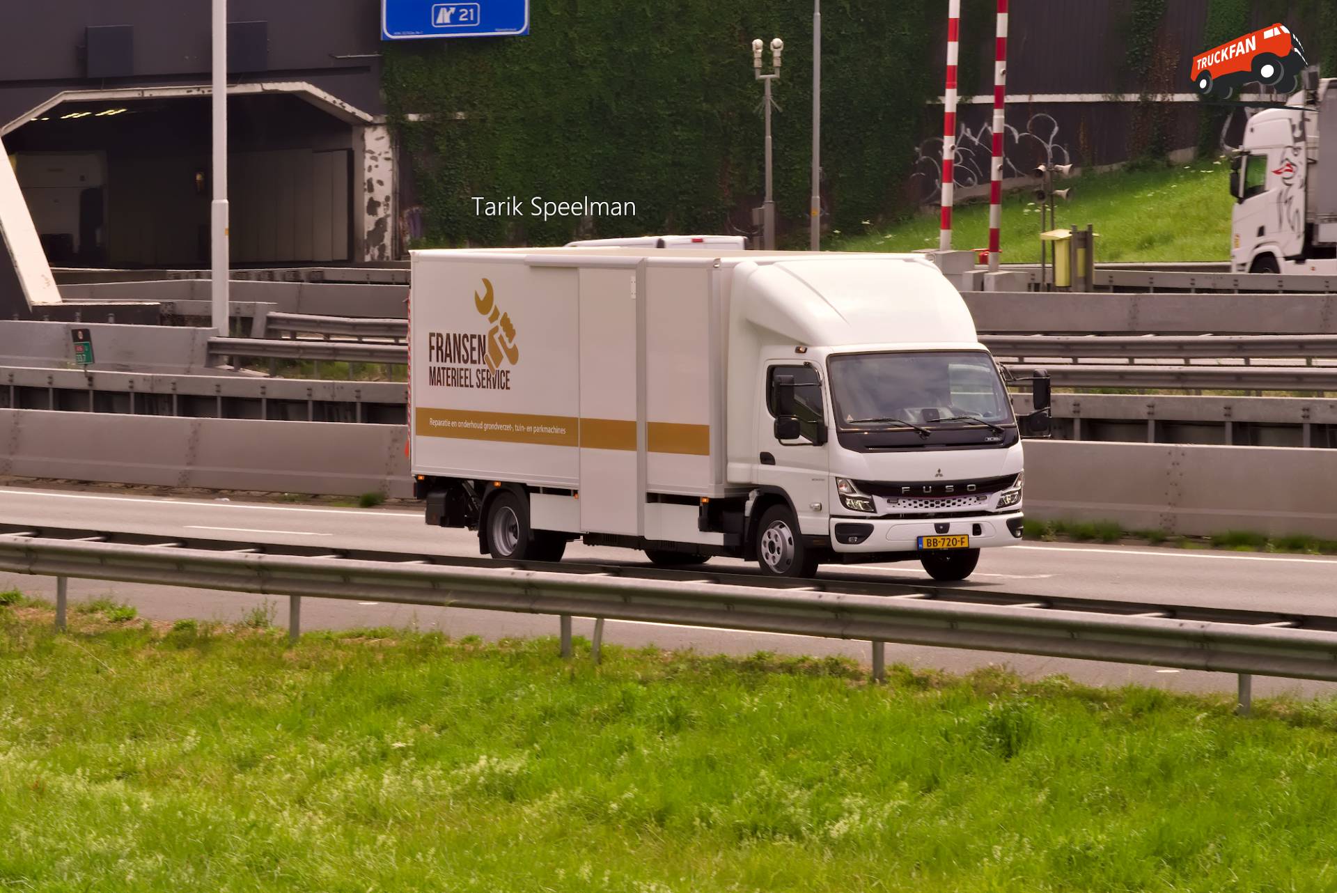 Mitsubishi Fuso BB-720-F op A16