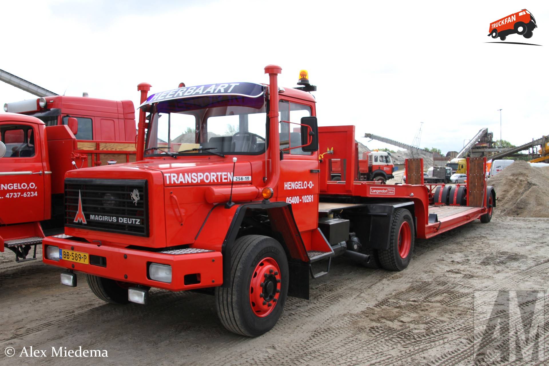 Magirus-Deutz 256-19 truck with Langendorf oplegger