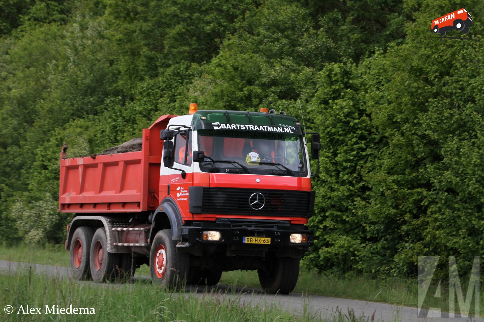 Mercedes-Benz 2731 AK truck near Zandput De Dormelaar