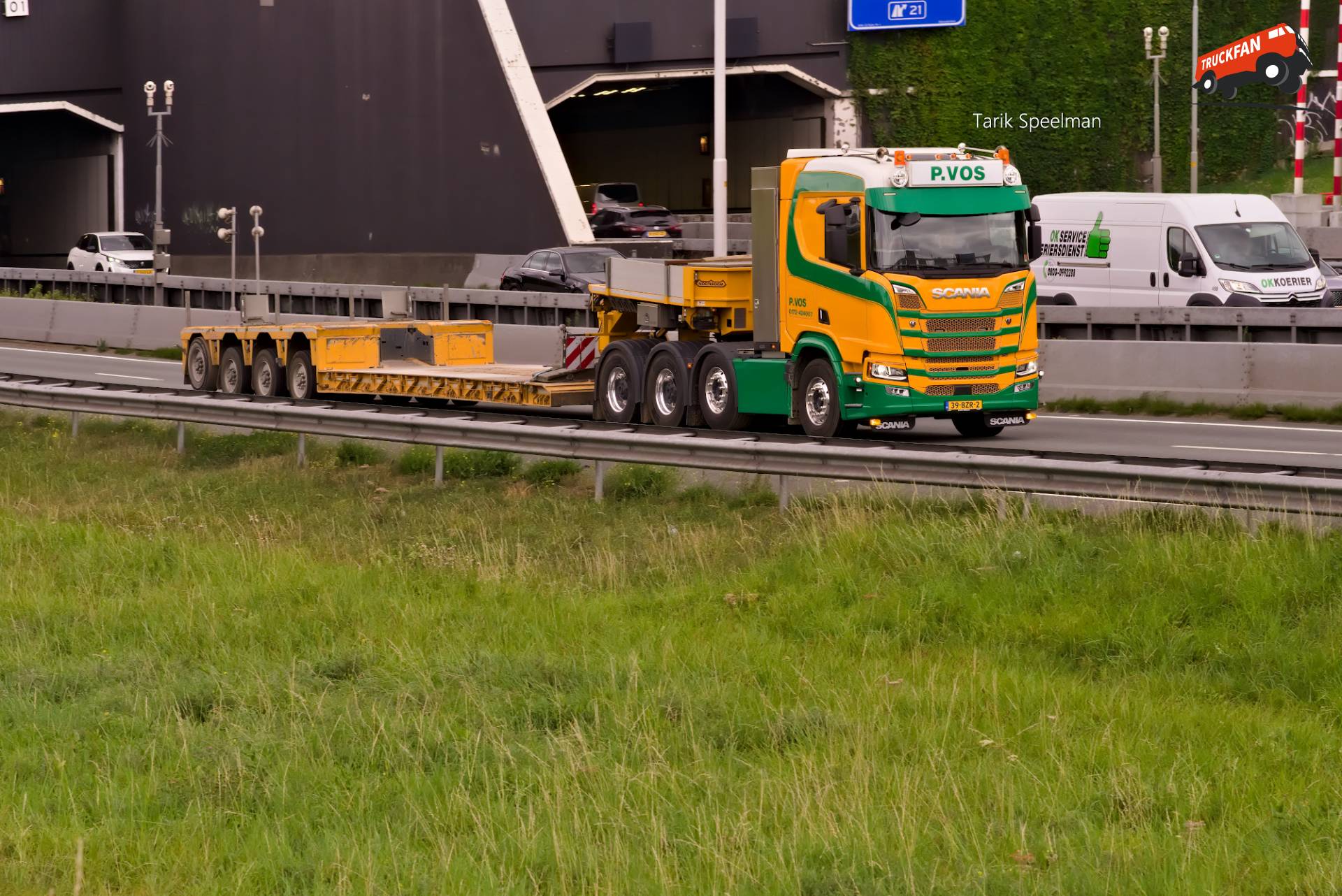Scania R660 vrachtwagen met kenteken 39-BZR-2