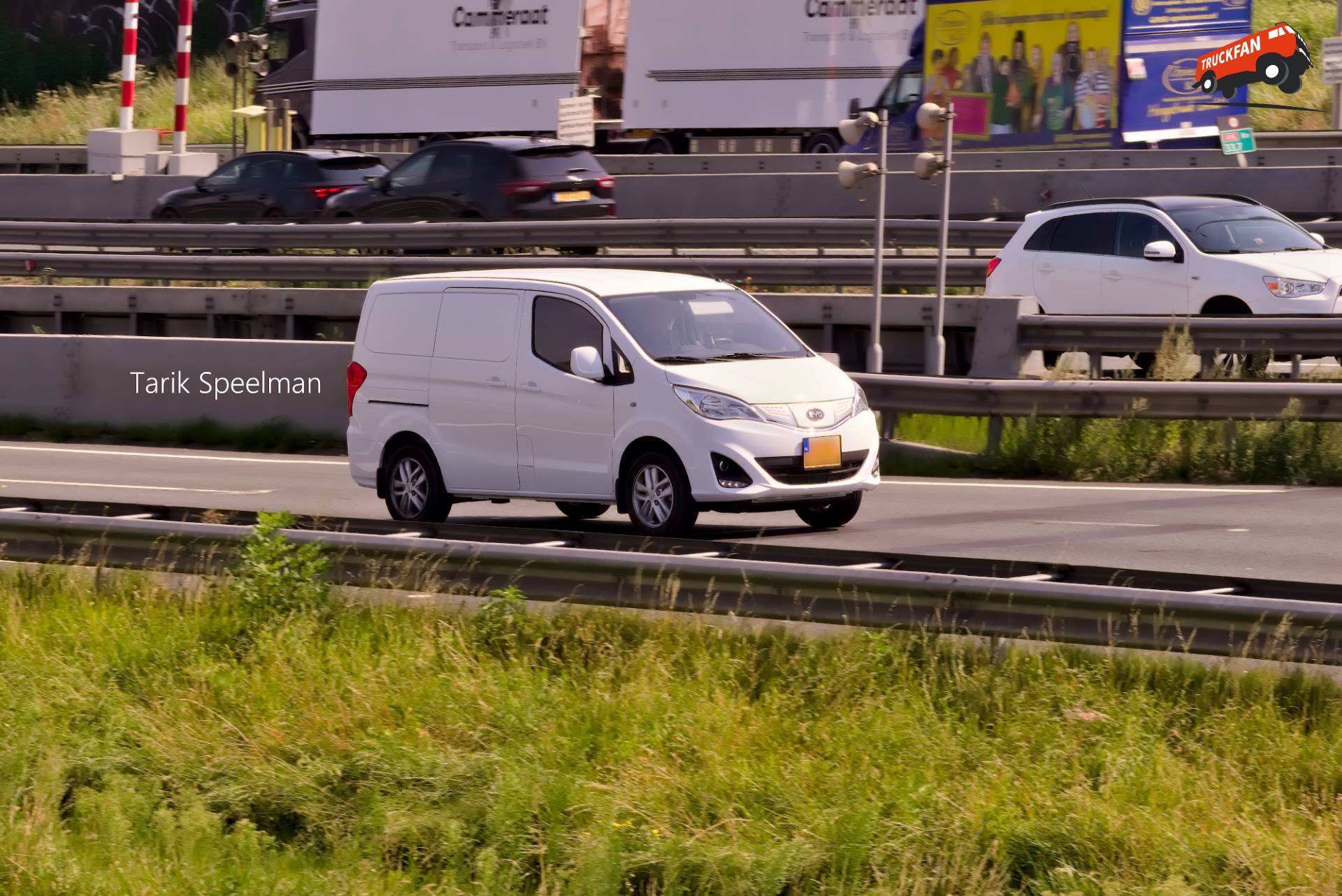 BYD ETP3 bestelbus op A16
