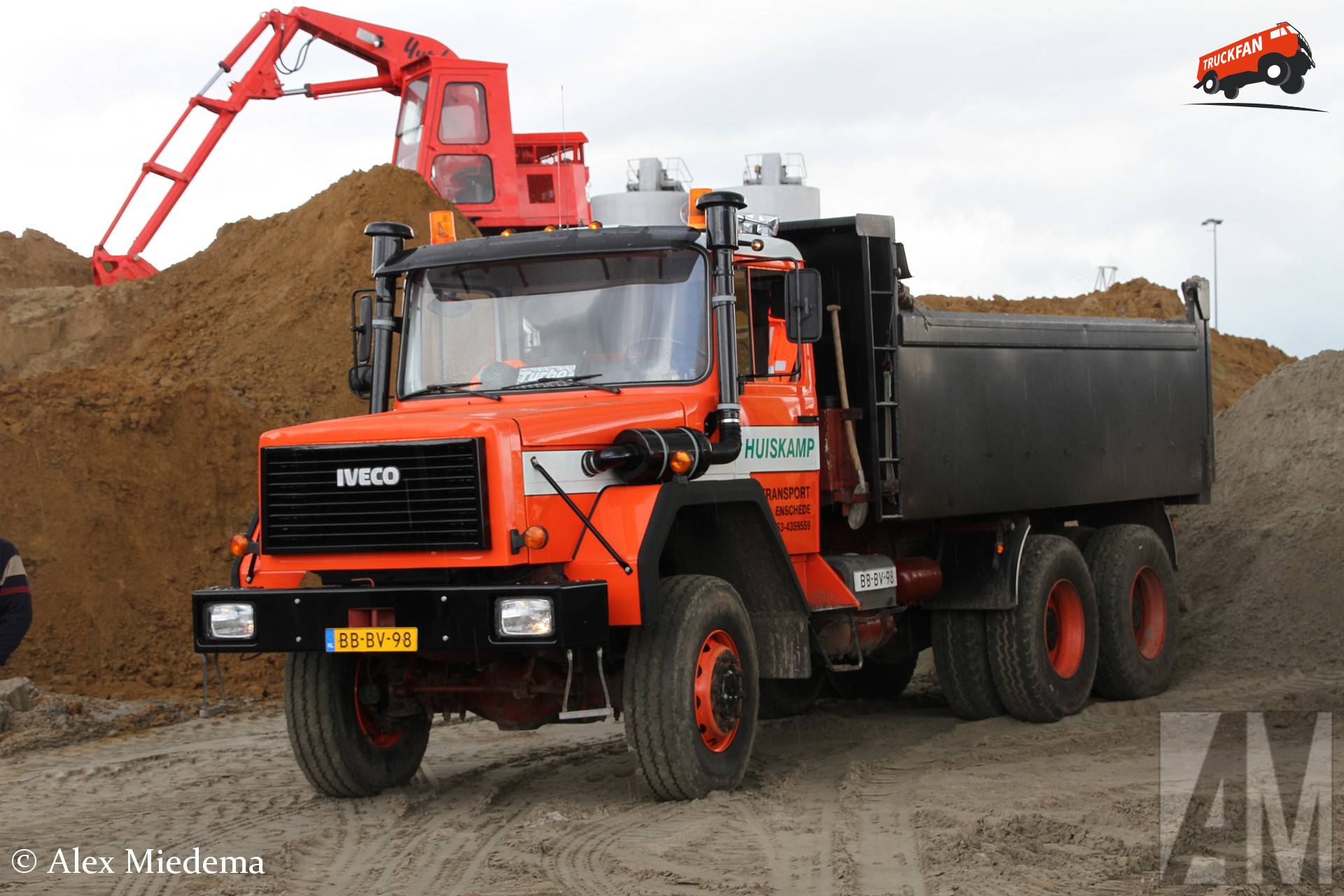 Iveco Turbo torpedo voertuig bij Zandput De Dormelaar