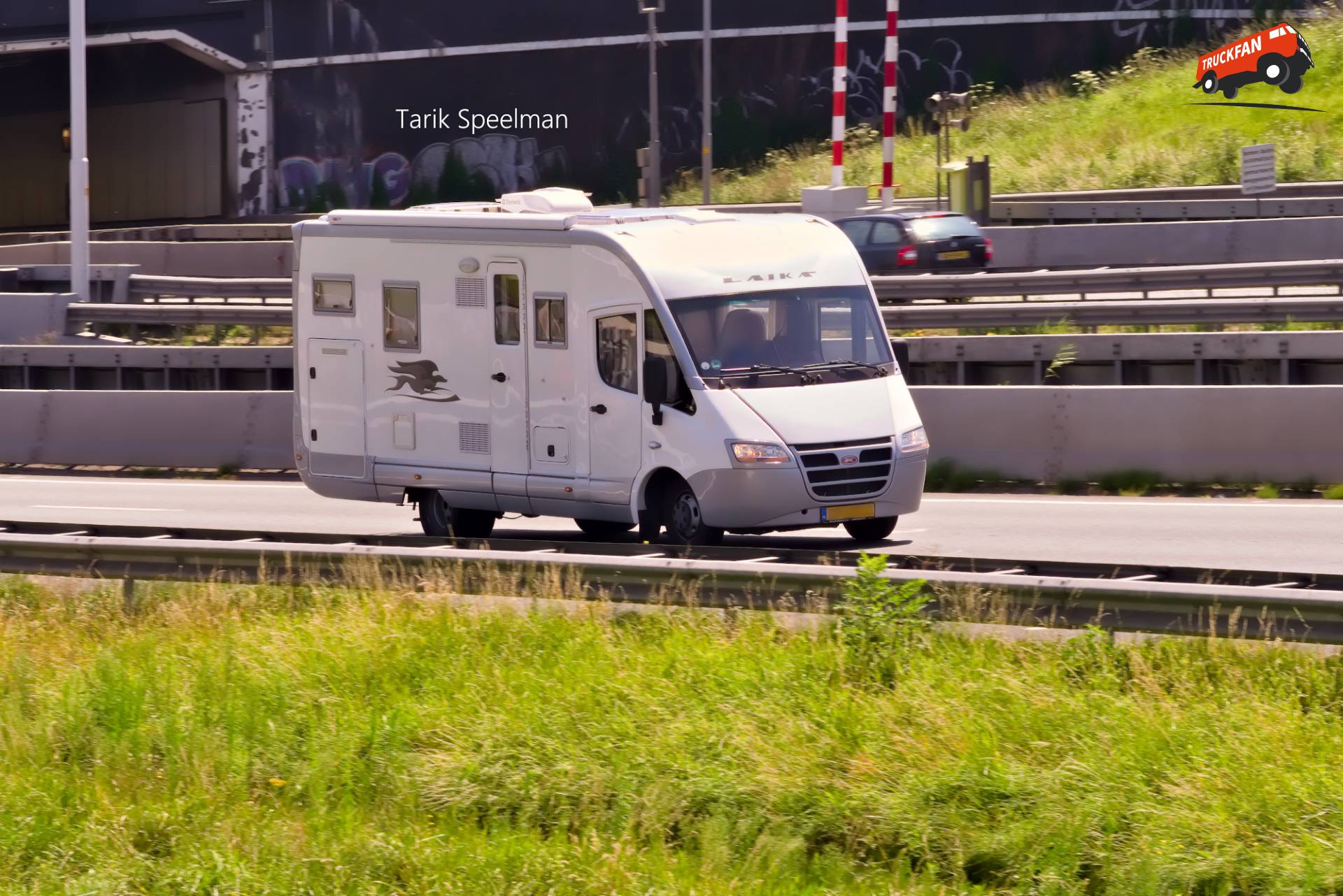 Laika Rexosline 720 camper op A16