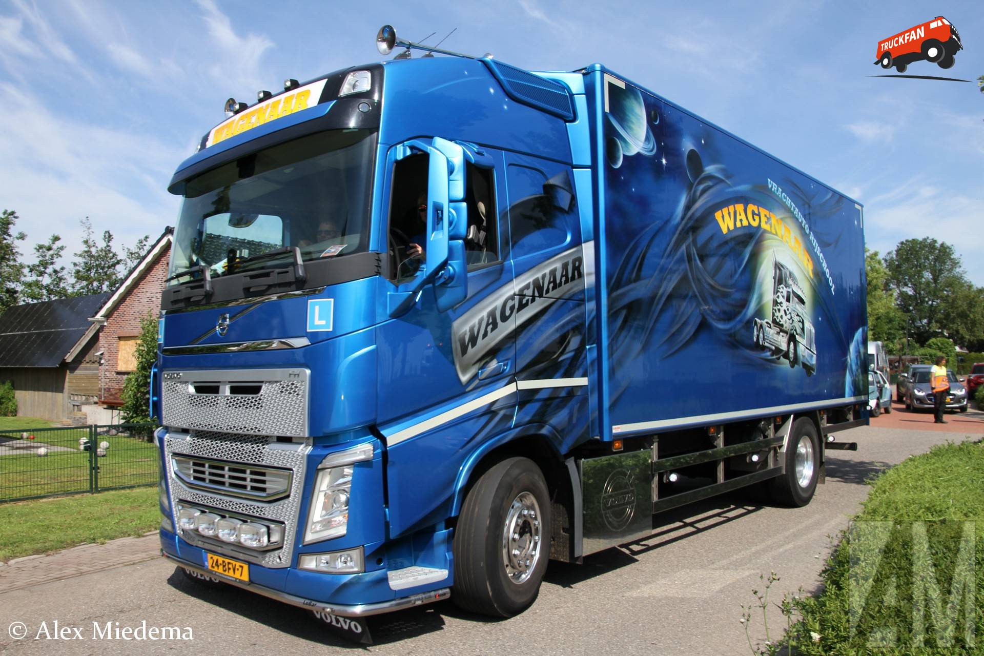 Volvo FH 4 lestruck van Vrachtautorijschool Wagenaar