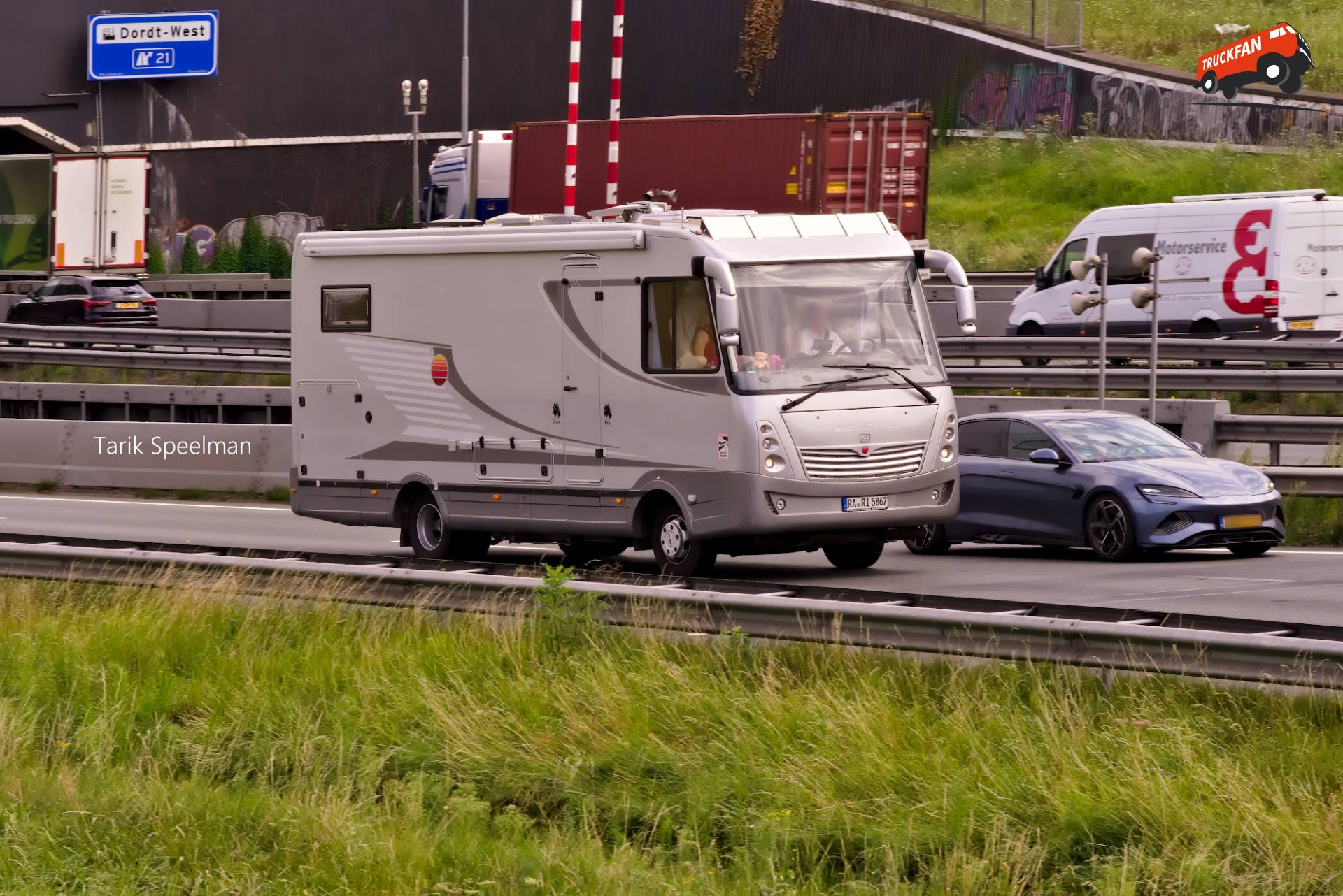 RMB Silver Star camper op A16