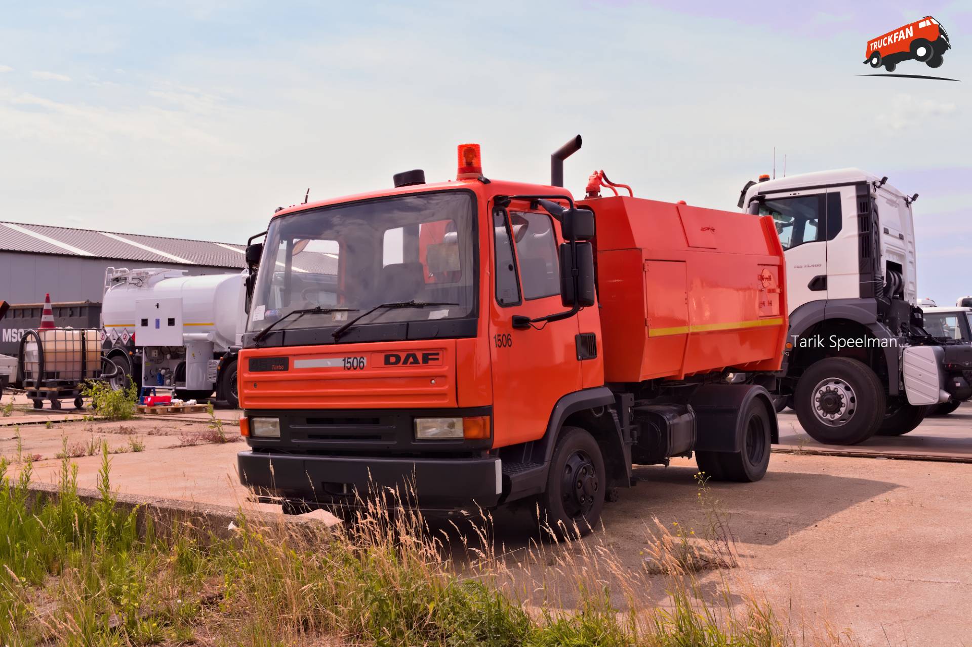 DAF 45 veegmachine bij PK Trucks