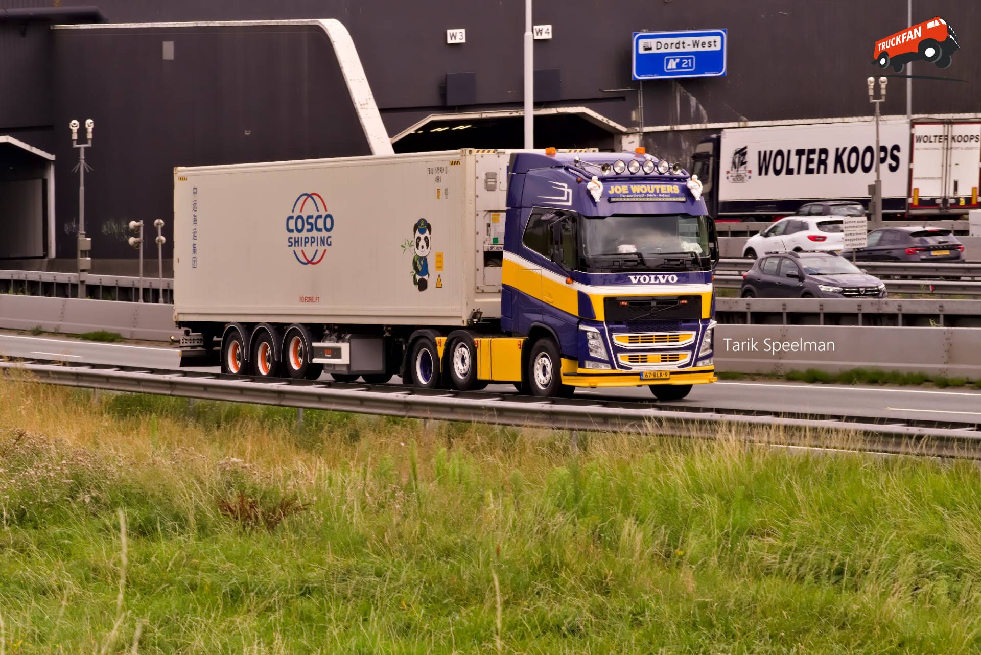 Volvo FH 4th Gen vrachtwagen met kenteken 67-BLK-9