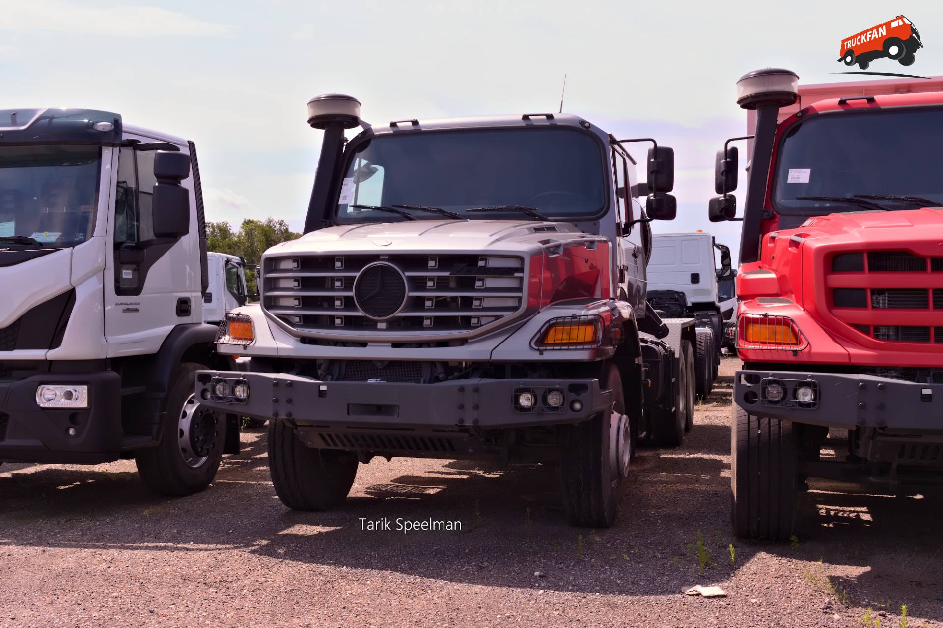 Mercedes-Benz Zetros truck in Nieuwerkerk aan den IJssel