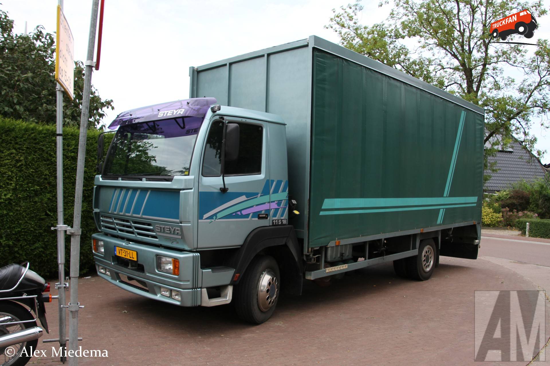 Steyr 11S18 van J. Visser Engwierum