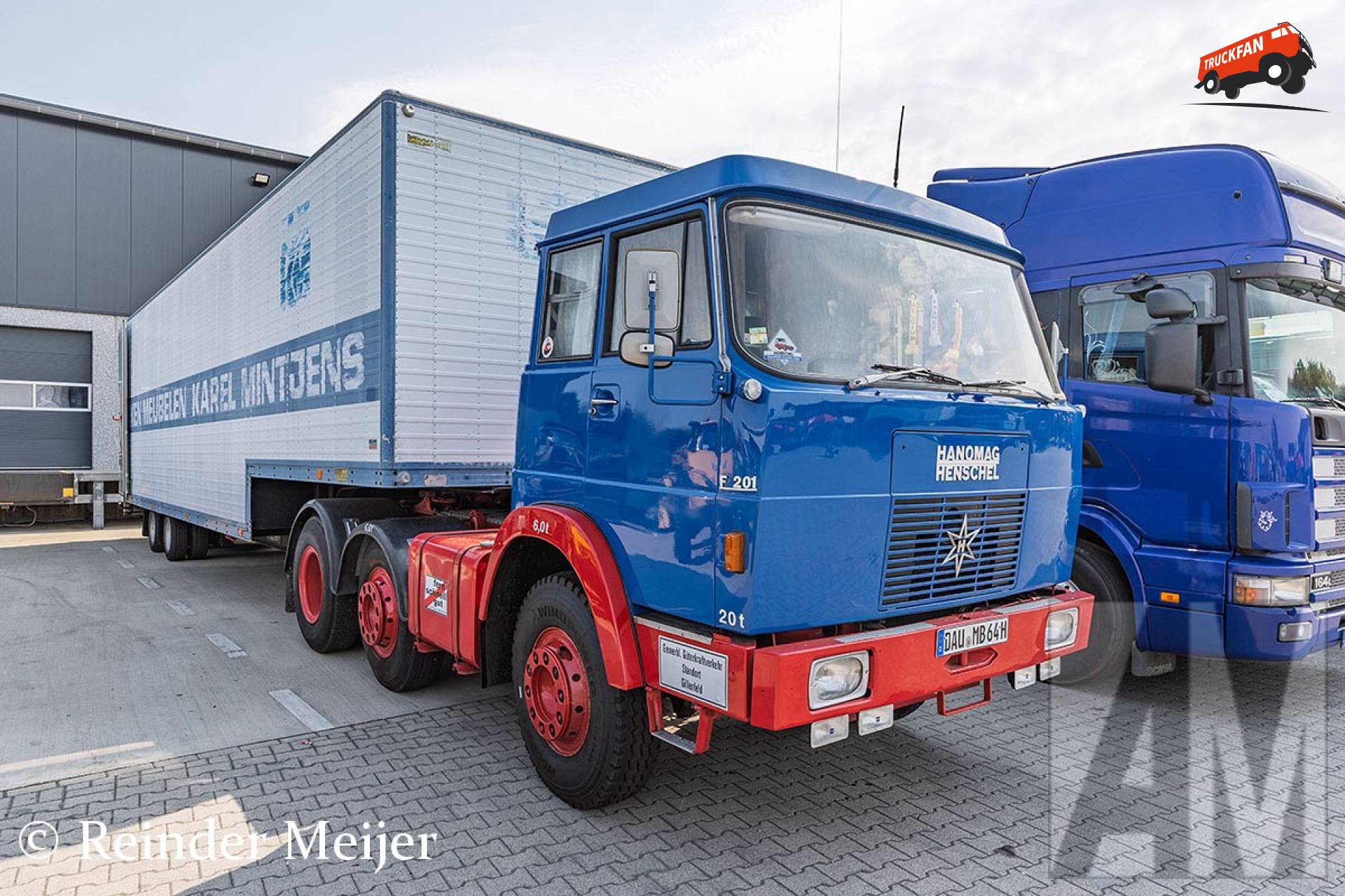 Hanomag-Henschel F201