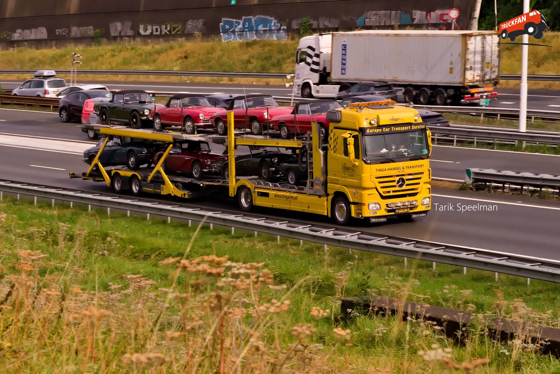 Mercedes-Benz Actros MP3 autotransport op A16