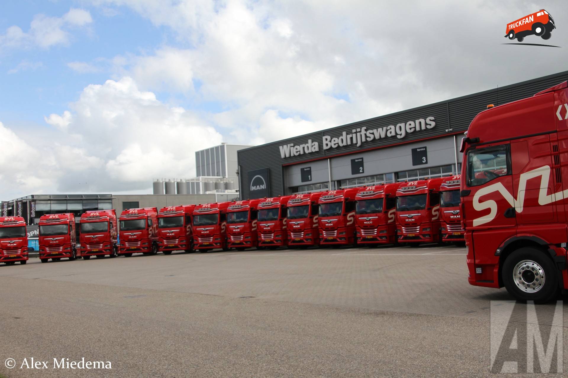 MAN TGX truck at Wierda Bedrijfswagens Heerenveen