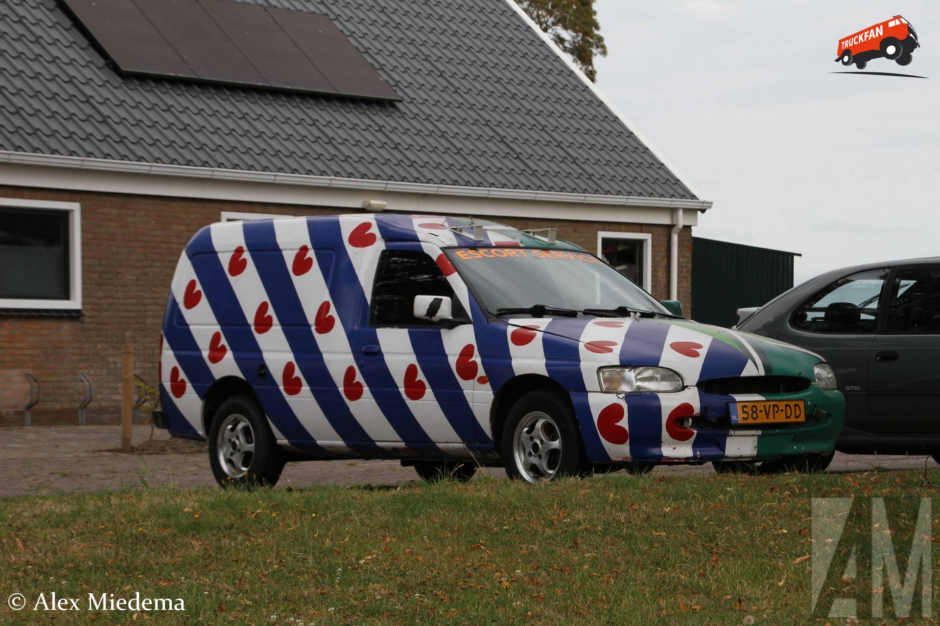 Ford Escort Van in Hijum