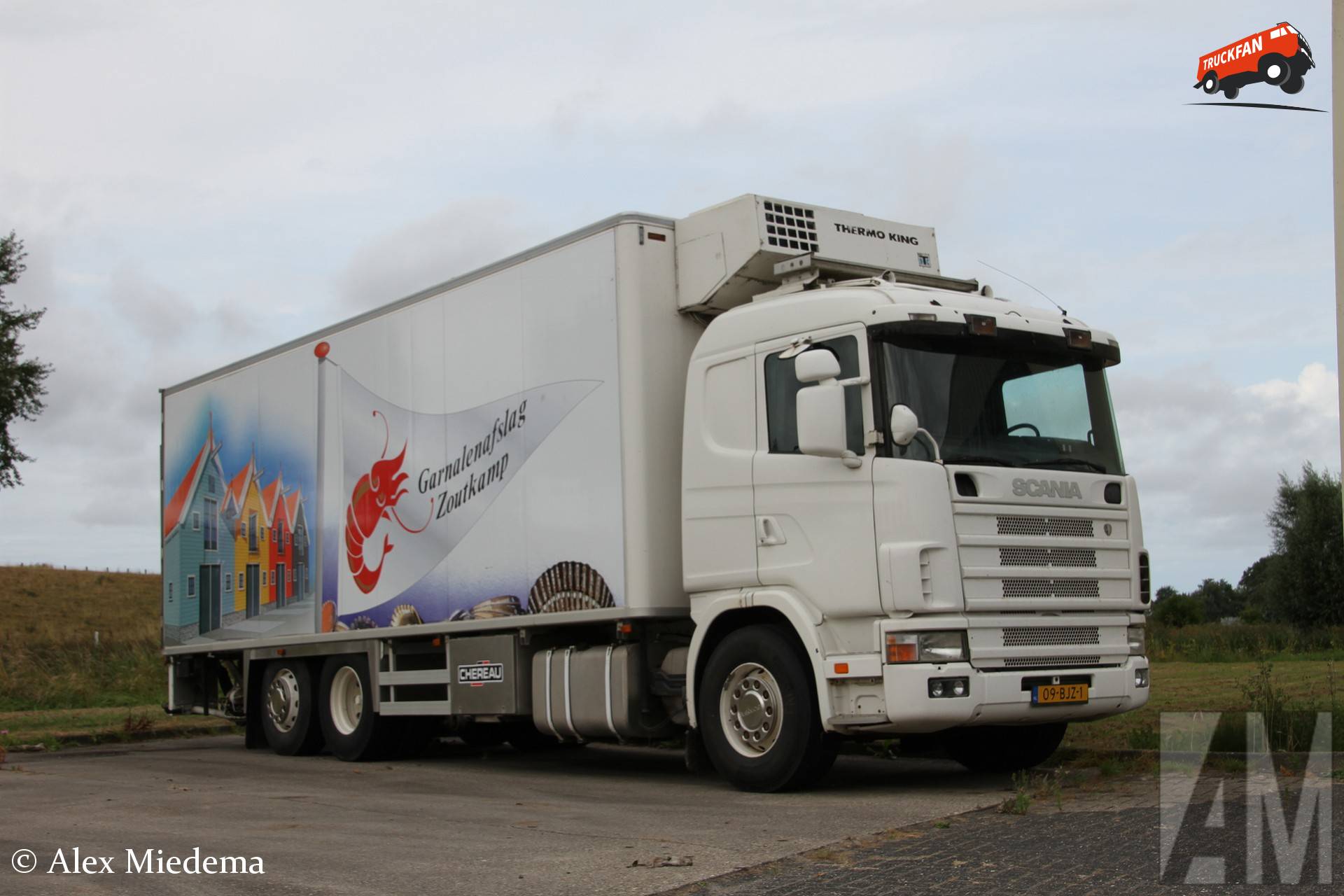 Scania R124LB6X2NA360 truck in Zoutkamp