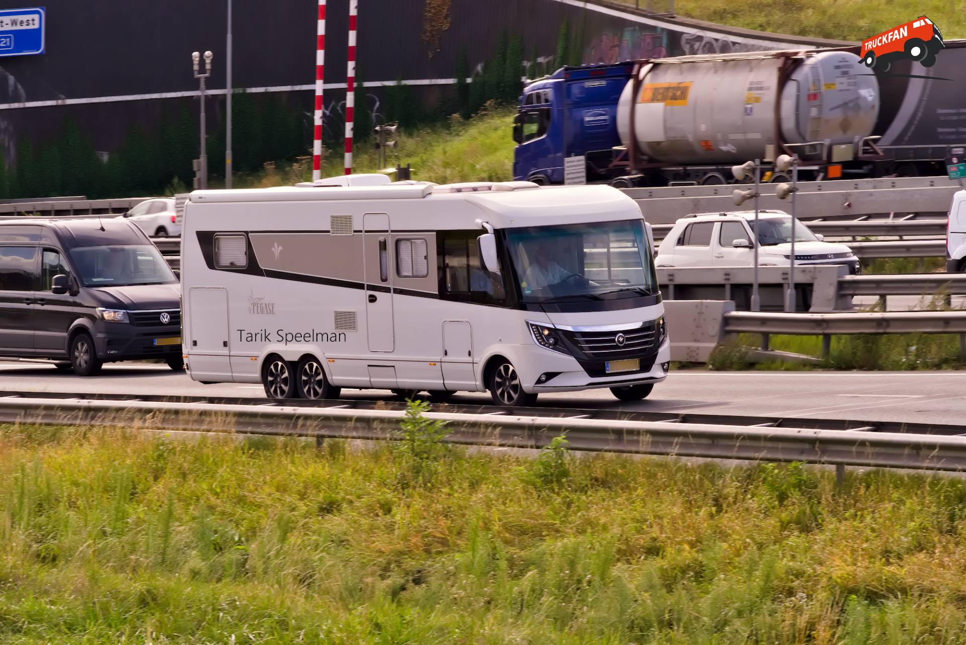 Niesmann-Bischoff Arto 85E camper op A16