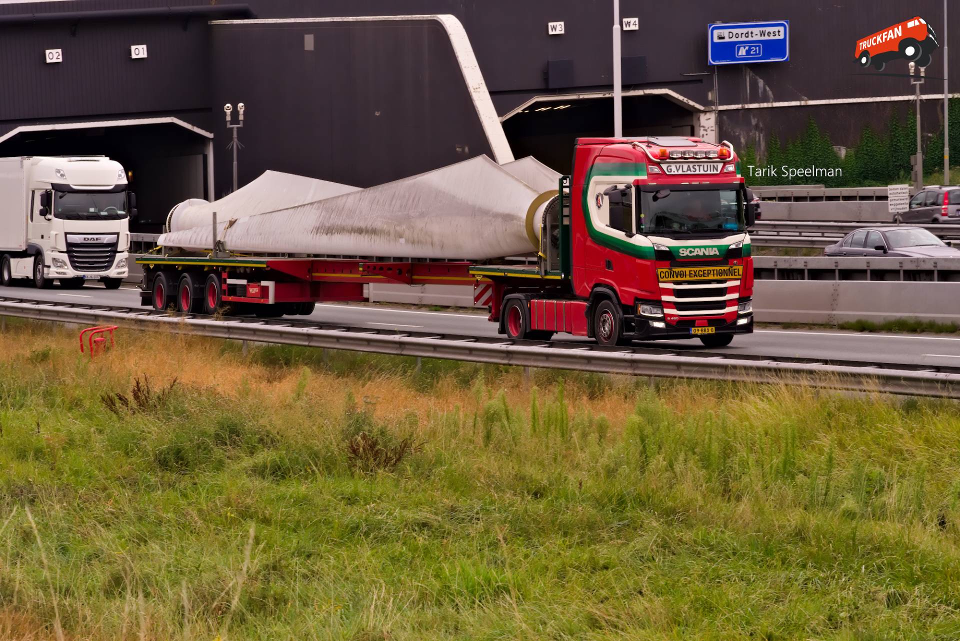 Scania S450 vrachtwagen met kenteken 09-BRX-8