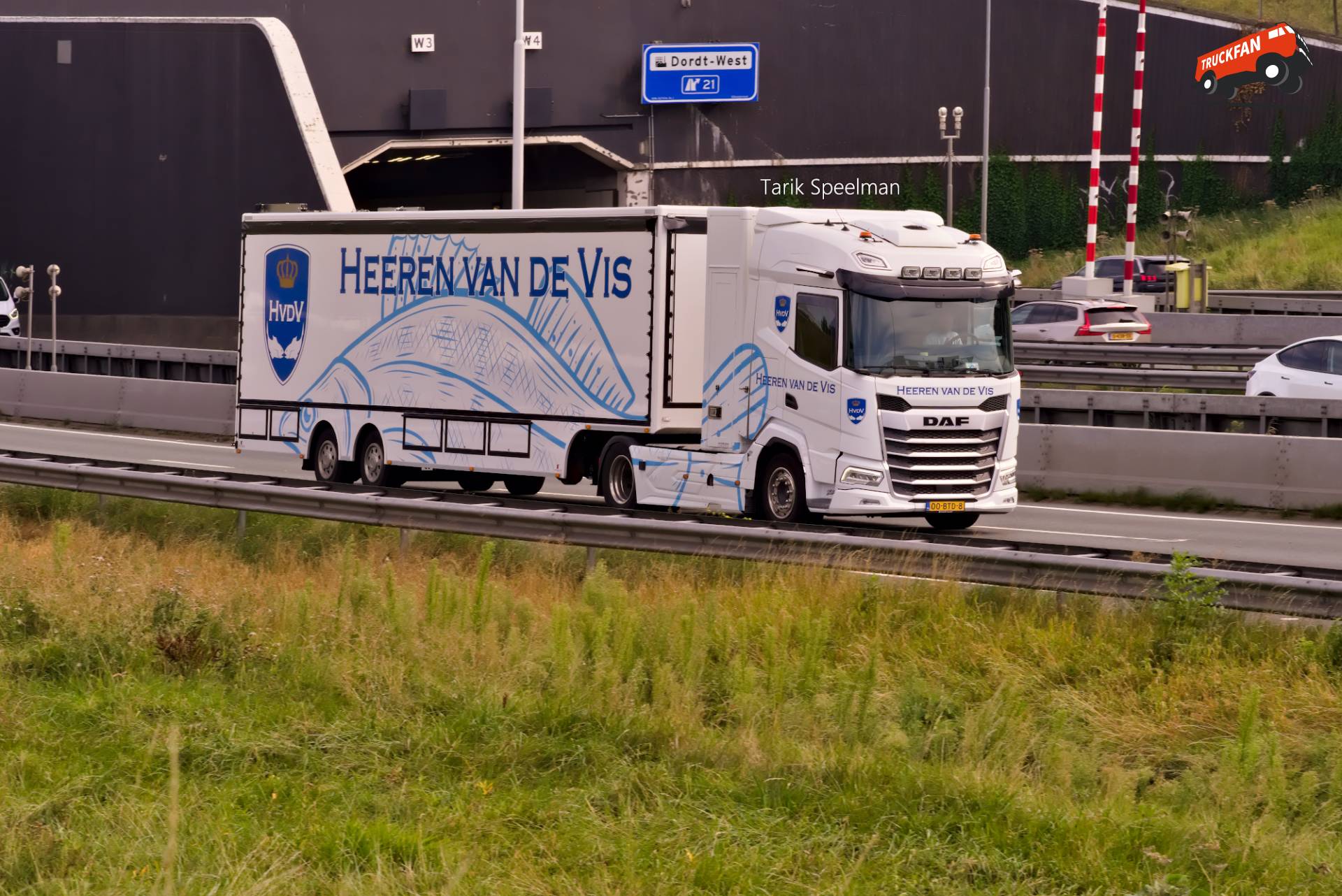 DAF XF 450 FT marktkoopwagen met kenteken 00-BTD-8