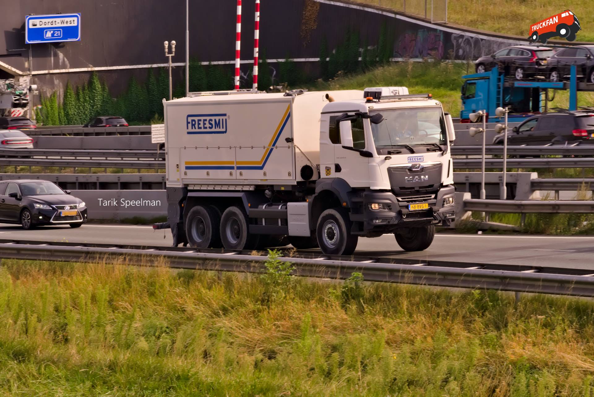 MAN TGS 3rd Gen vrachtwagen met kenteken 68-BVG-1