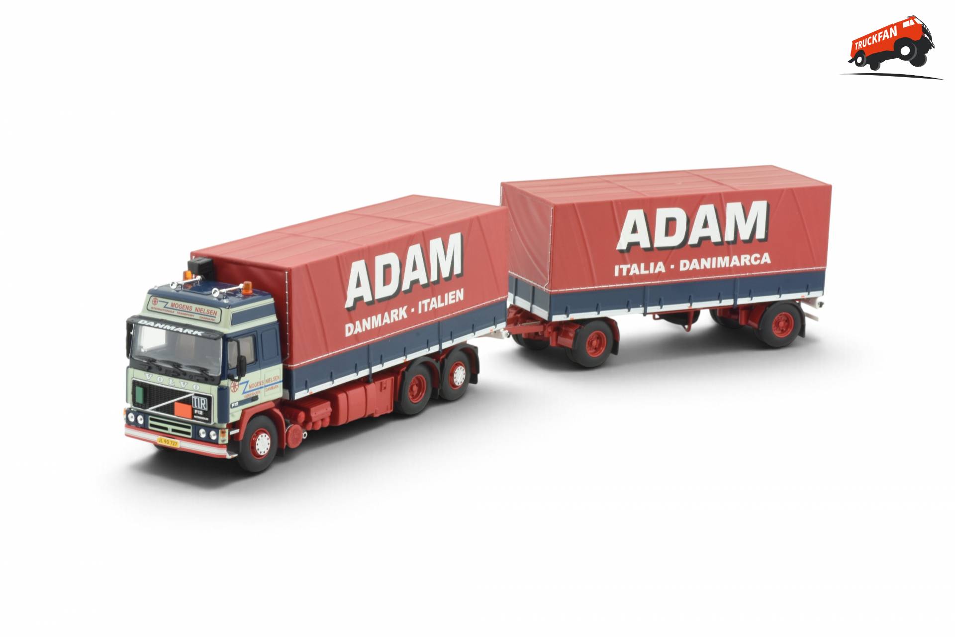 Volvo F12 model van Mogens Nielsen
