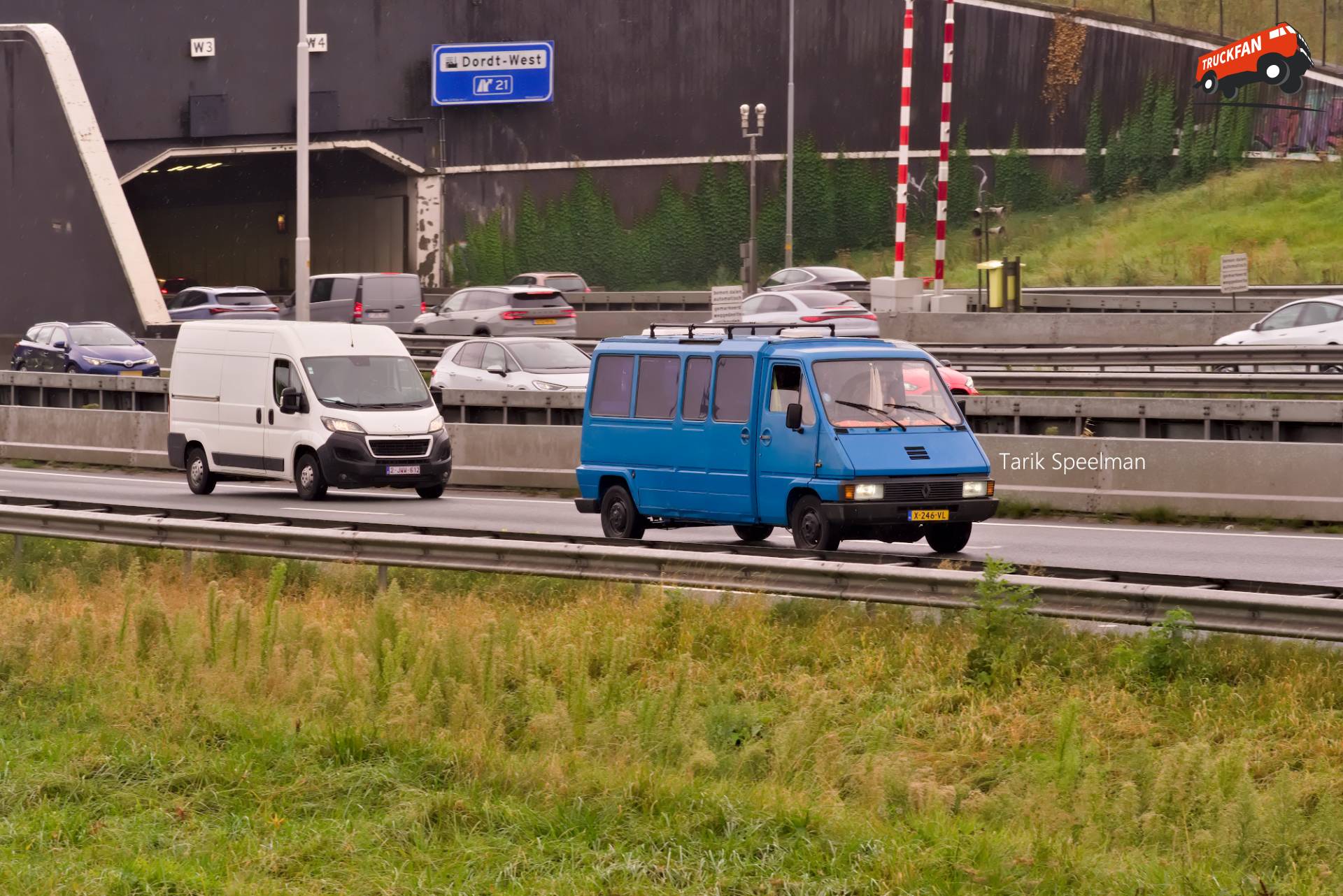 Renault Master T35 bestelbus op A16