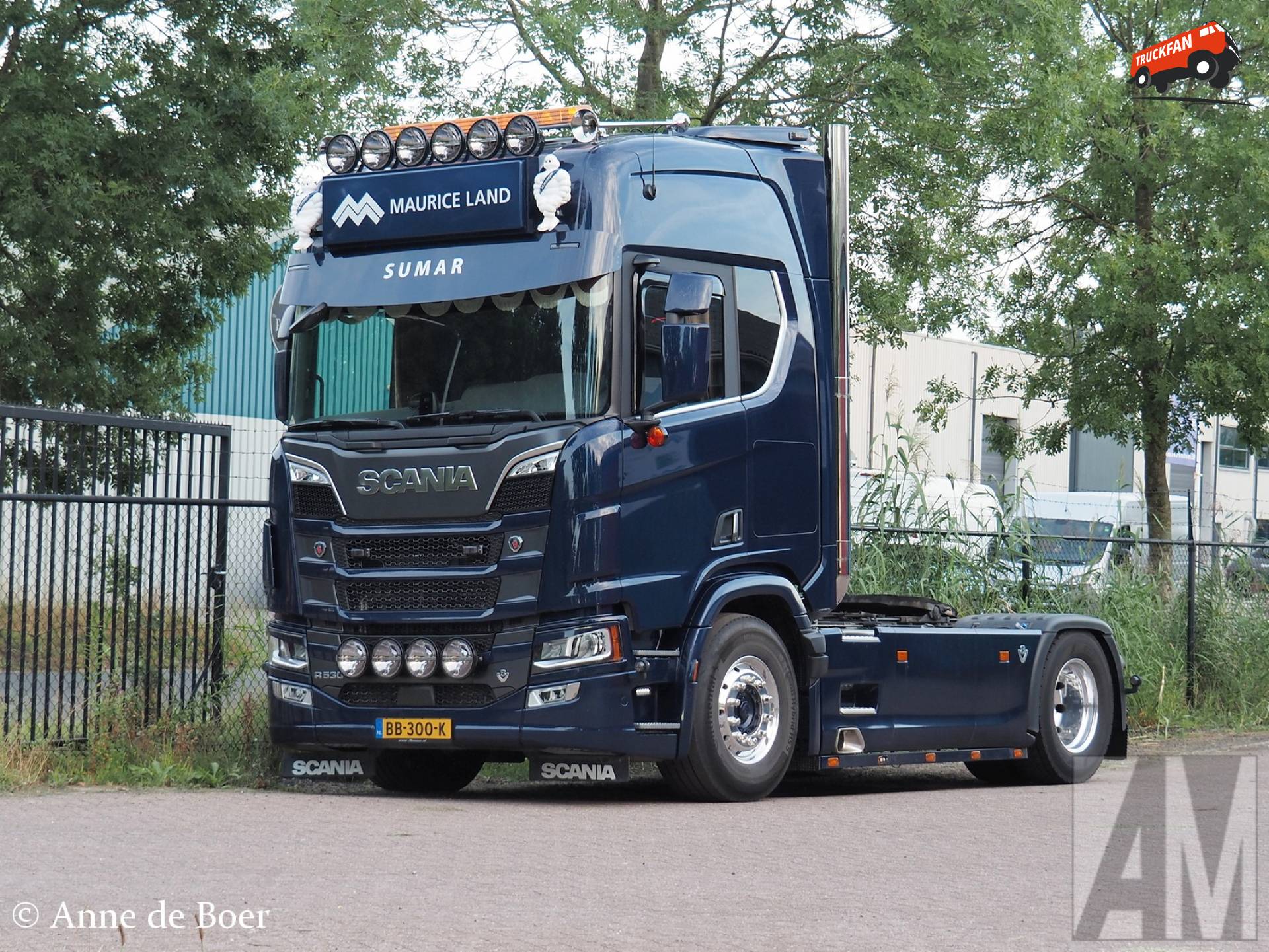 Scania R530 vrachtwagen van Maurice Land