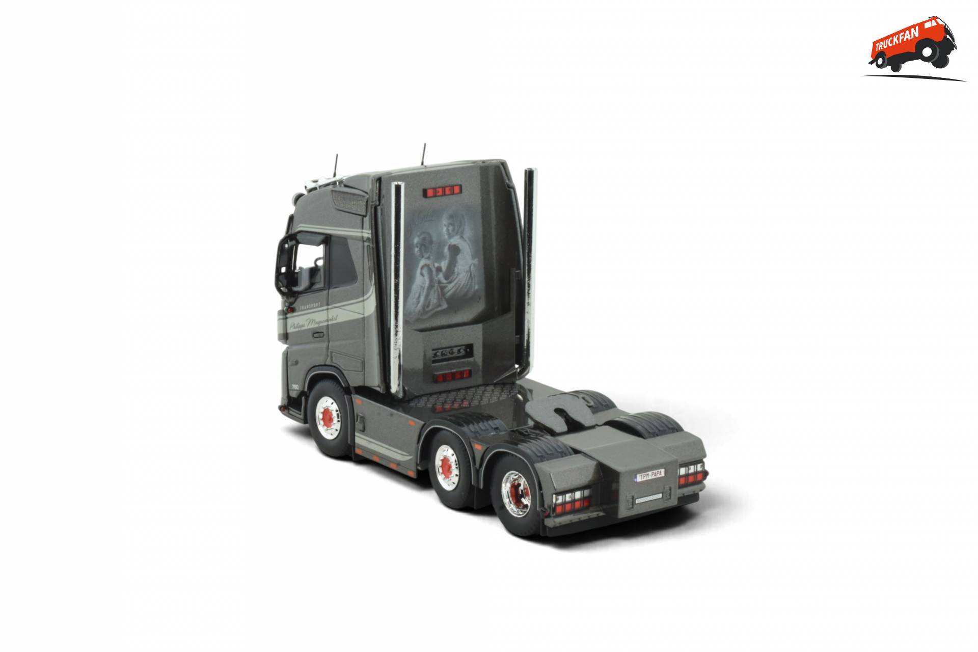 Tekno model Volvo FH16 van Philippe Muysewinkel