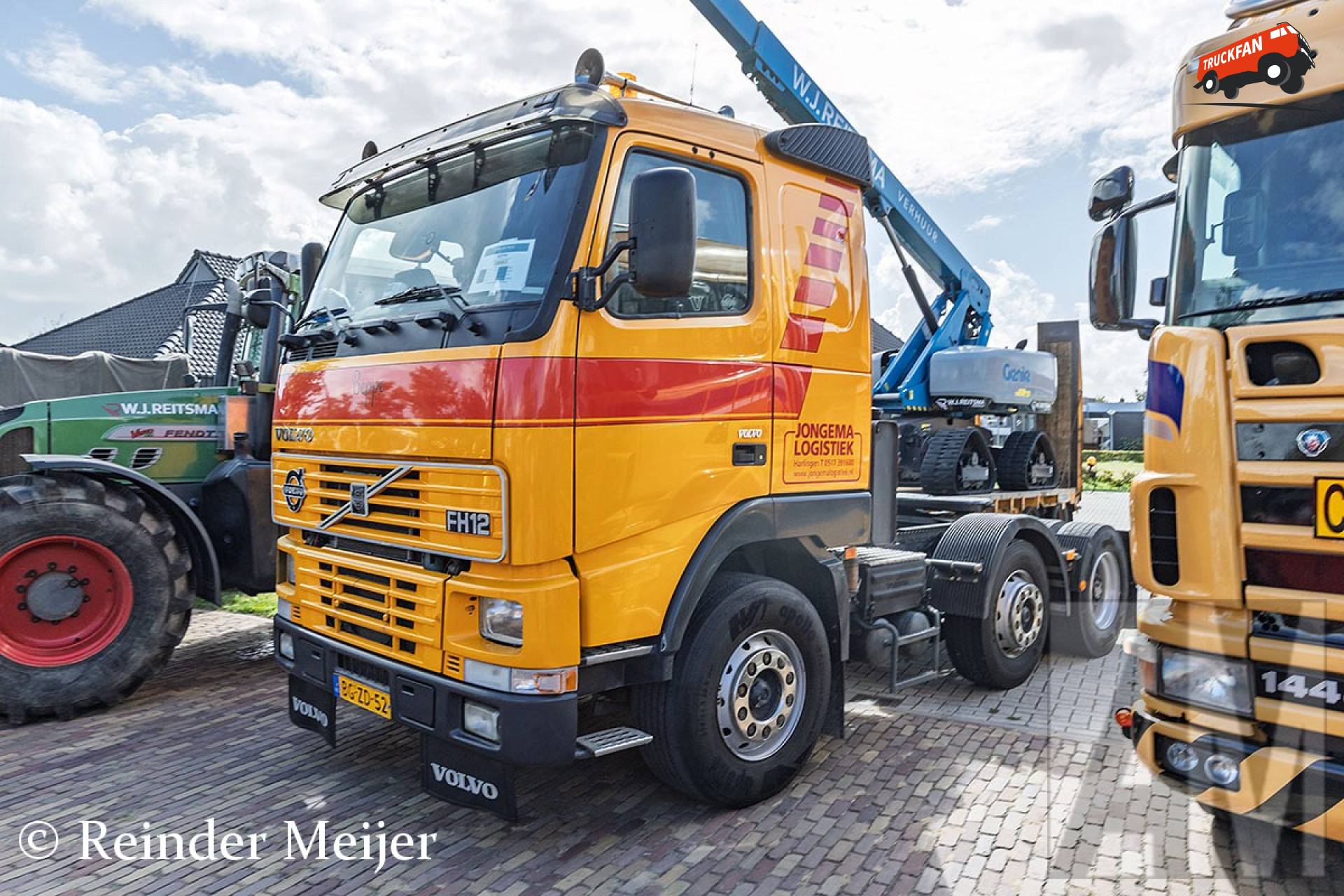 Jongema Logistiek Volvo FH12 vrachtwagen