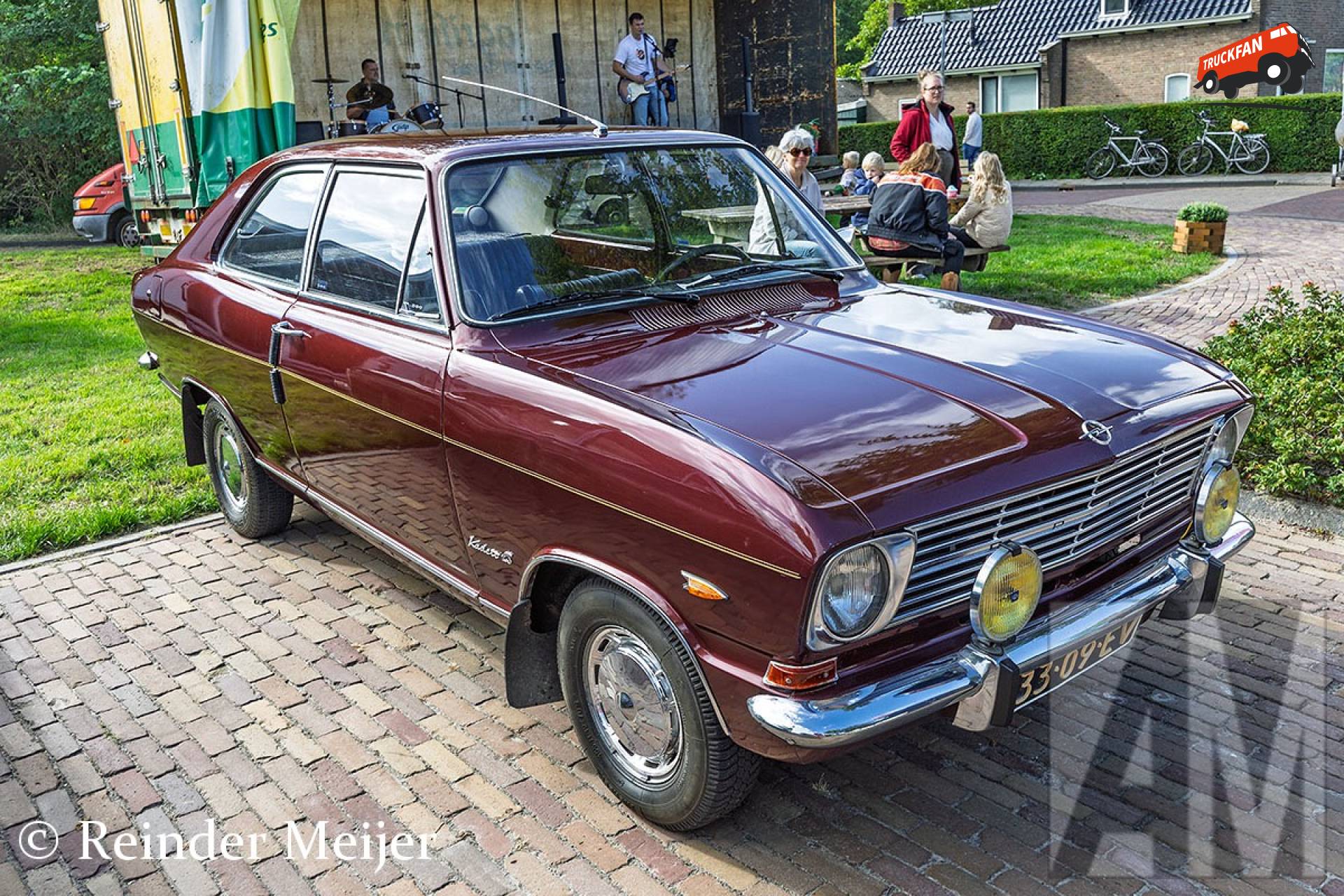 Opel Kadett bij Oldtimerdei Tzummarum 2026