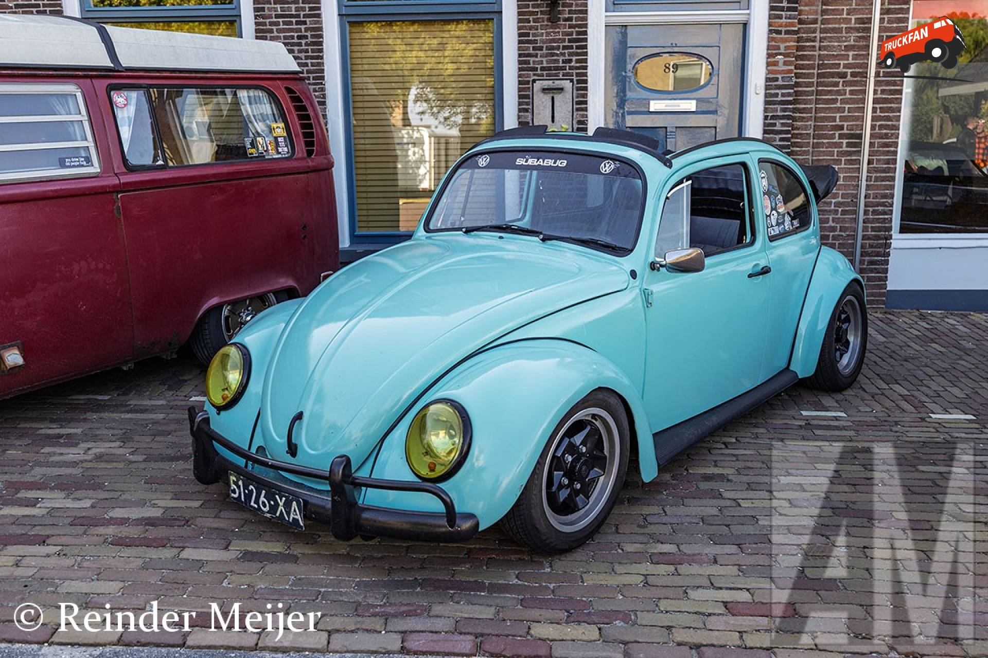 Volkswagen Kever bij Oldtimerdei Tzummarum