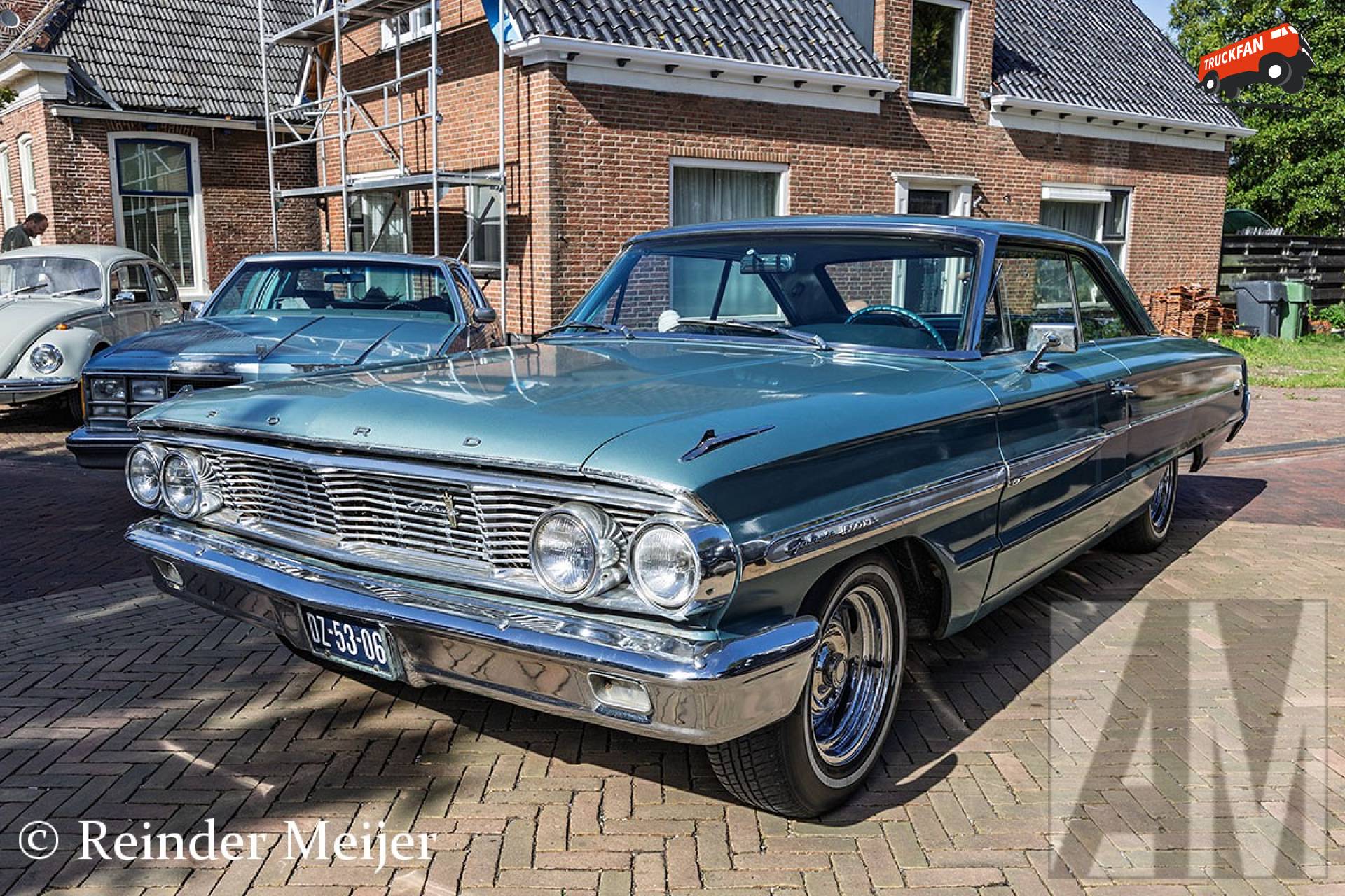 Ford Galaxie 500XL uit 1964