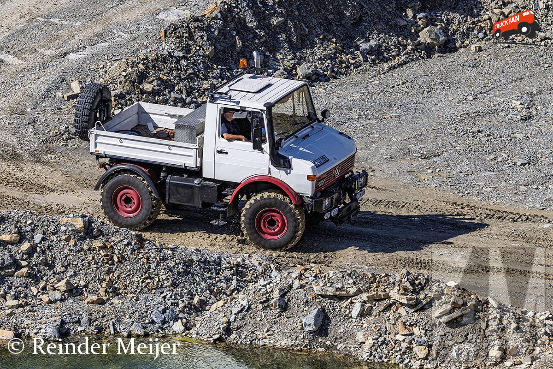 Unimog U1000 bij Kippertreffen Transkal Grebenstein