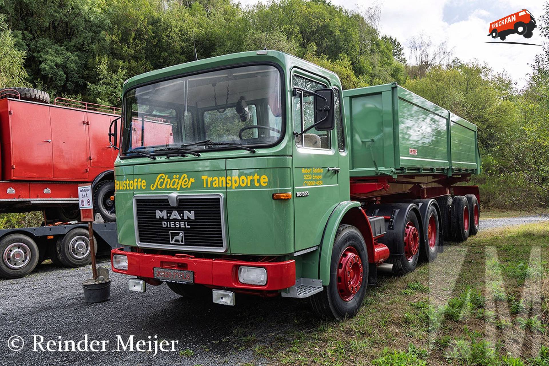 MAN F8 truck en Kempf oplegger van Hubert Schäfer