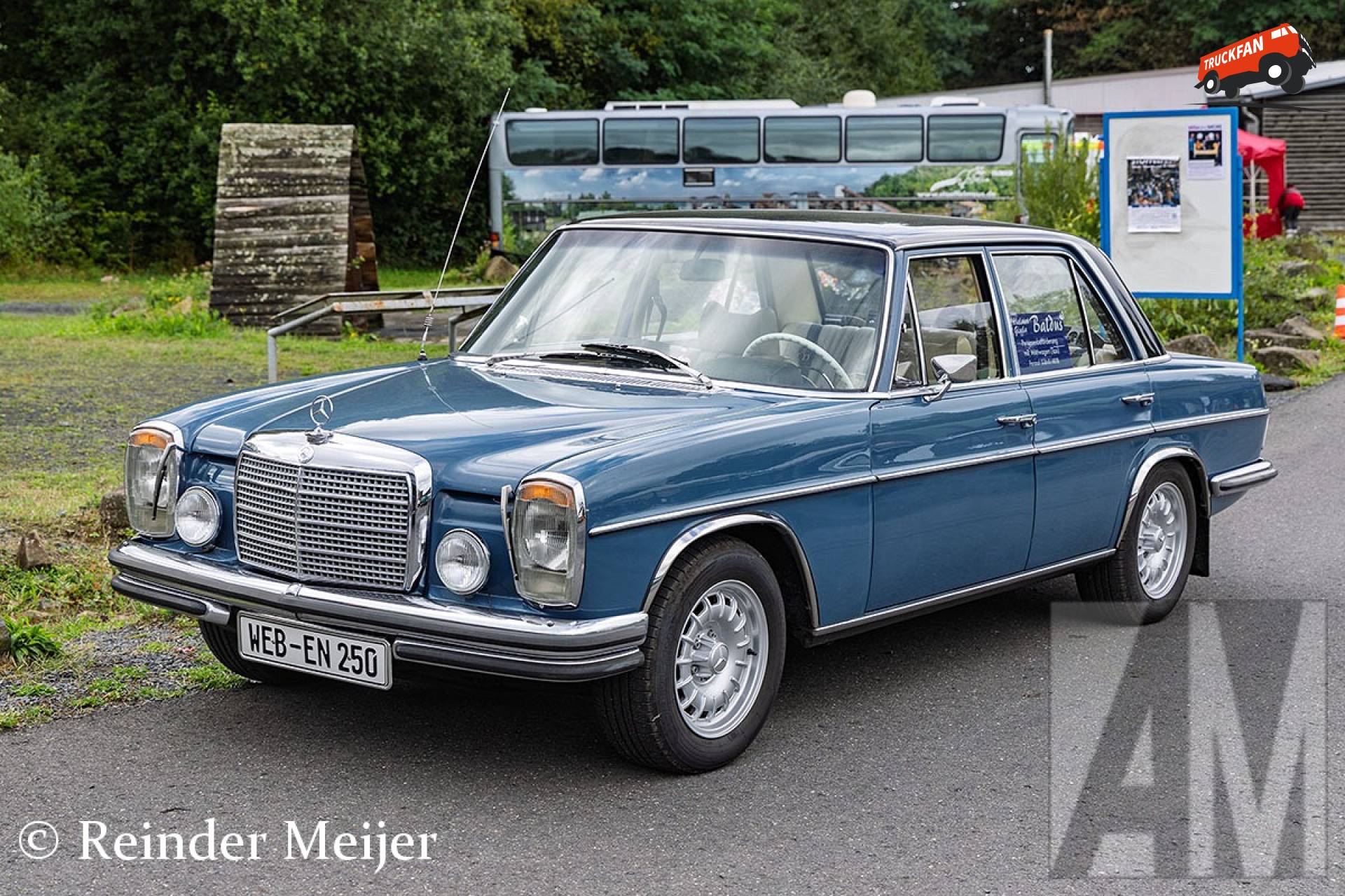 Mercedes-Benz /8 bij Stöffelfest Enspel