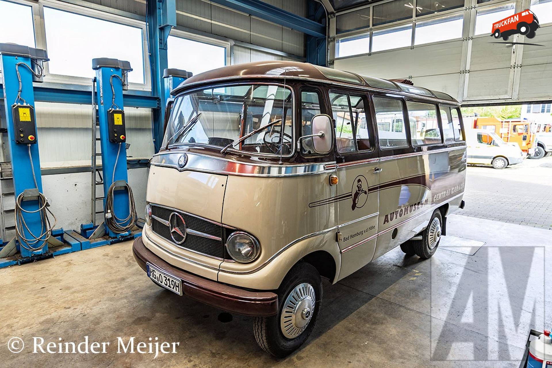 Mercedes-Benz O319 in Veteranenhalle Selters