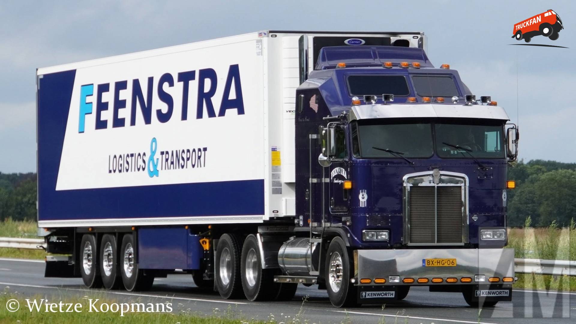 Kenworth K100 vrachtwagen bij Beilen op A28