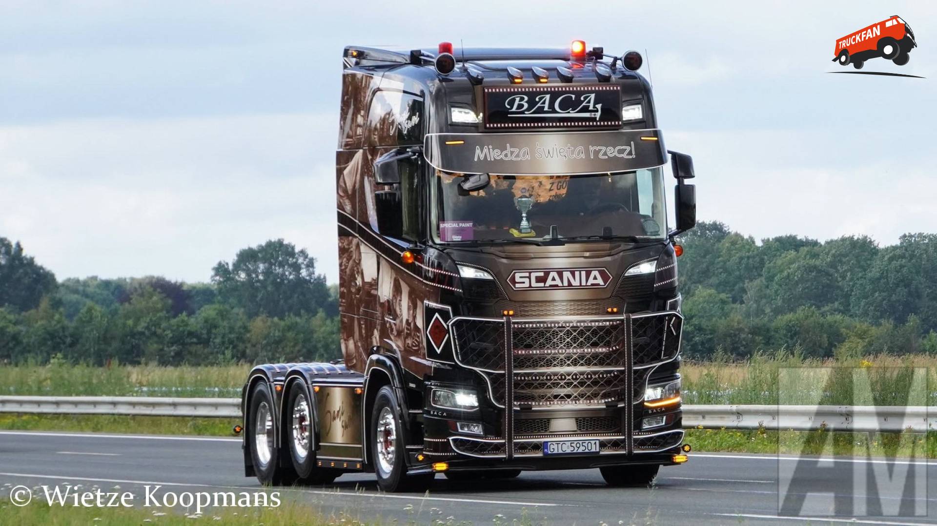 Scania vrachtwagen bij Truckstar Festival A28