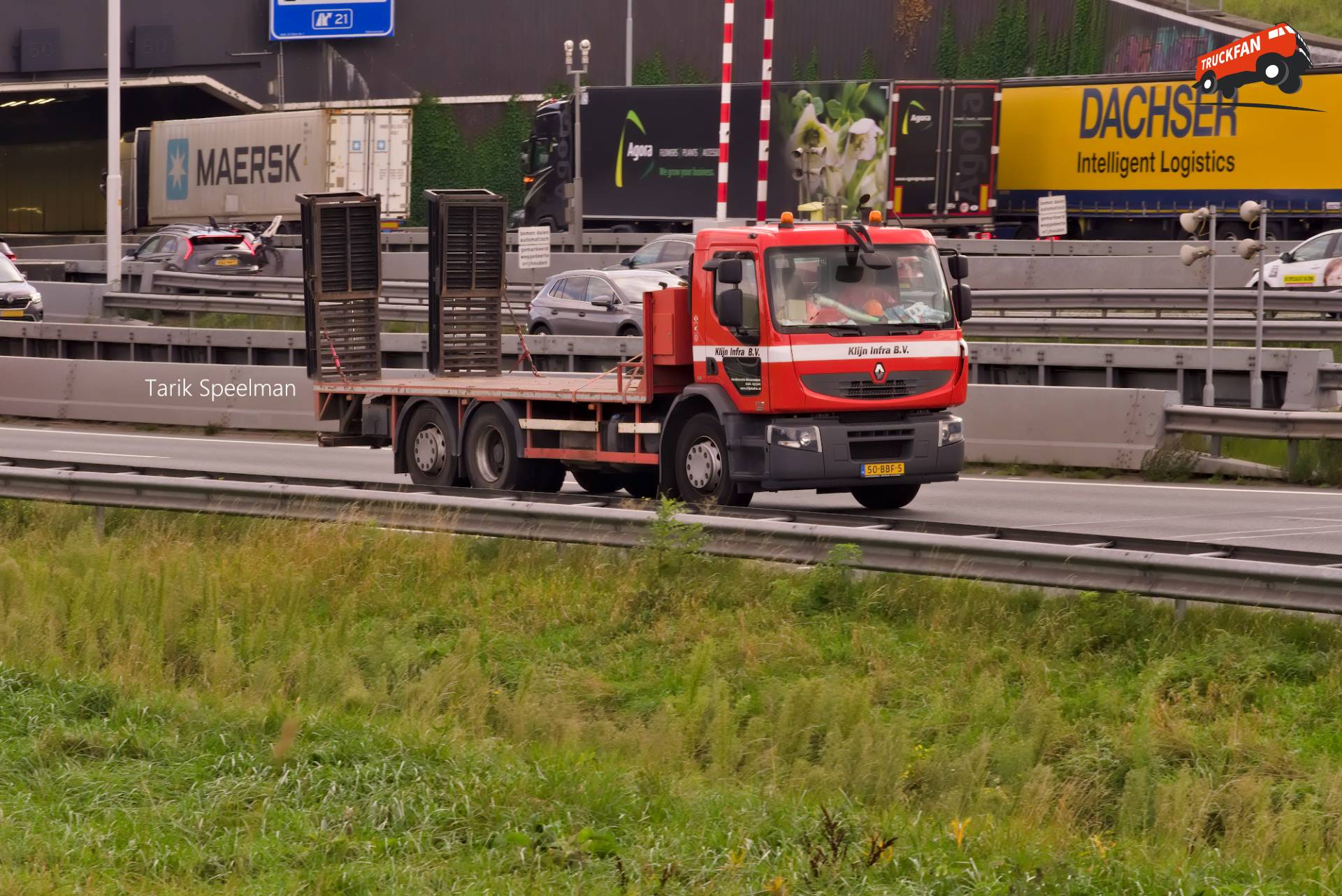 Renault Premium 2nd Gen Machine Transport