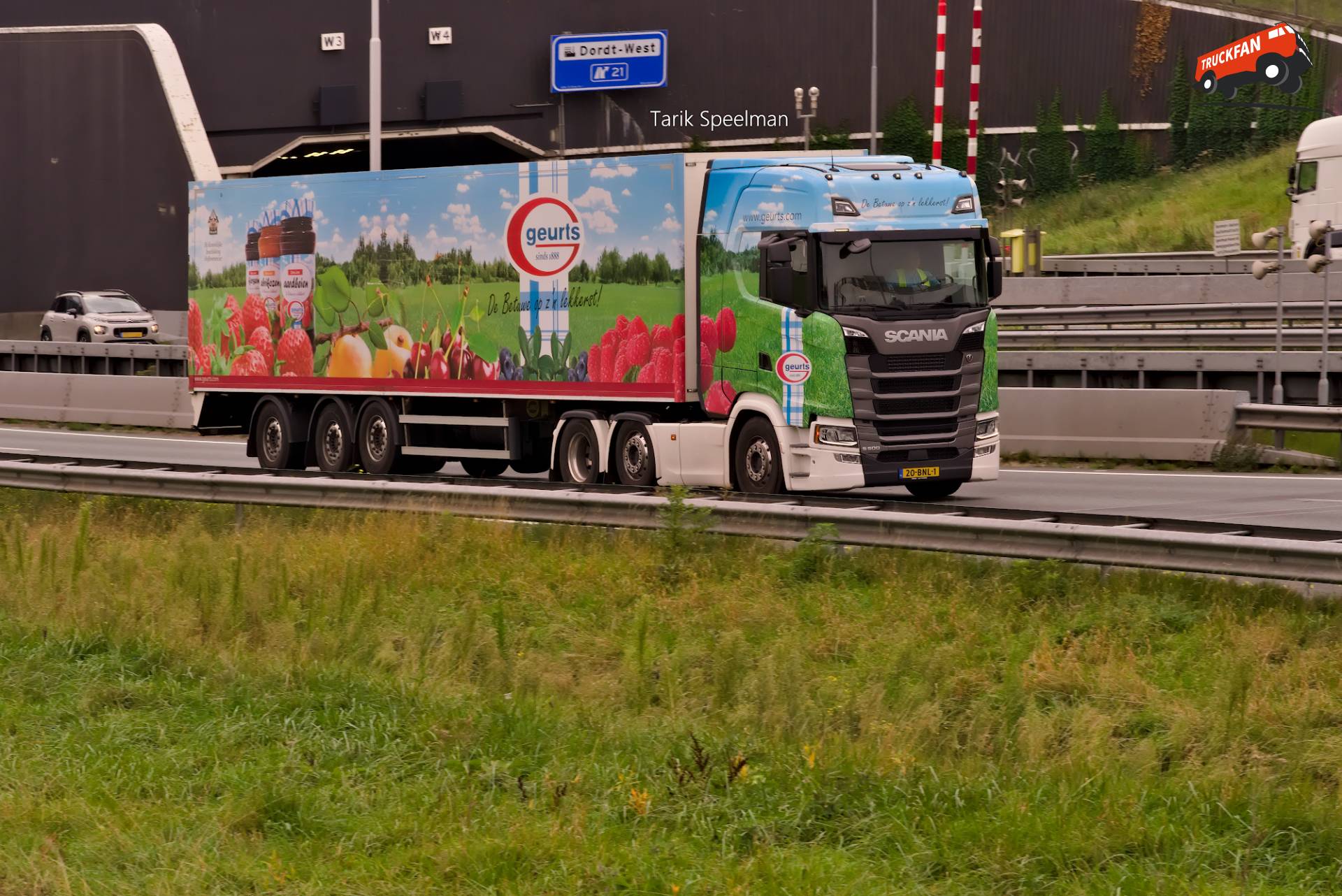 Scania S500 vrachtwagen met kenteken 20-BNL-1