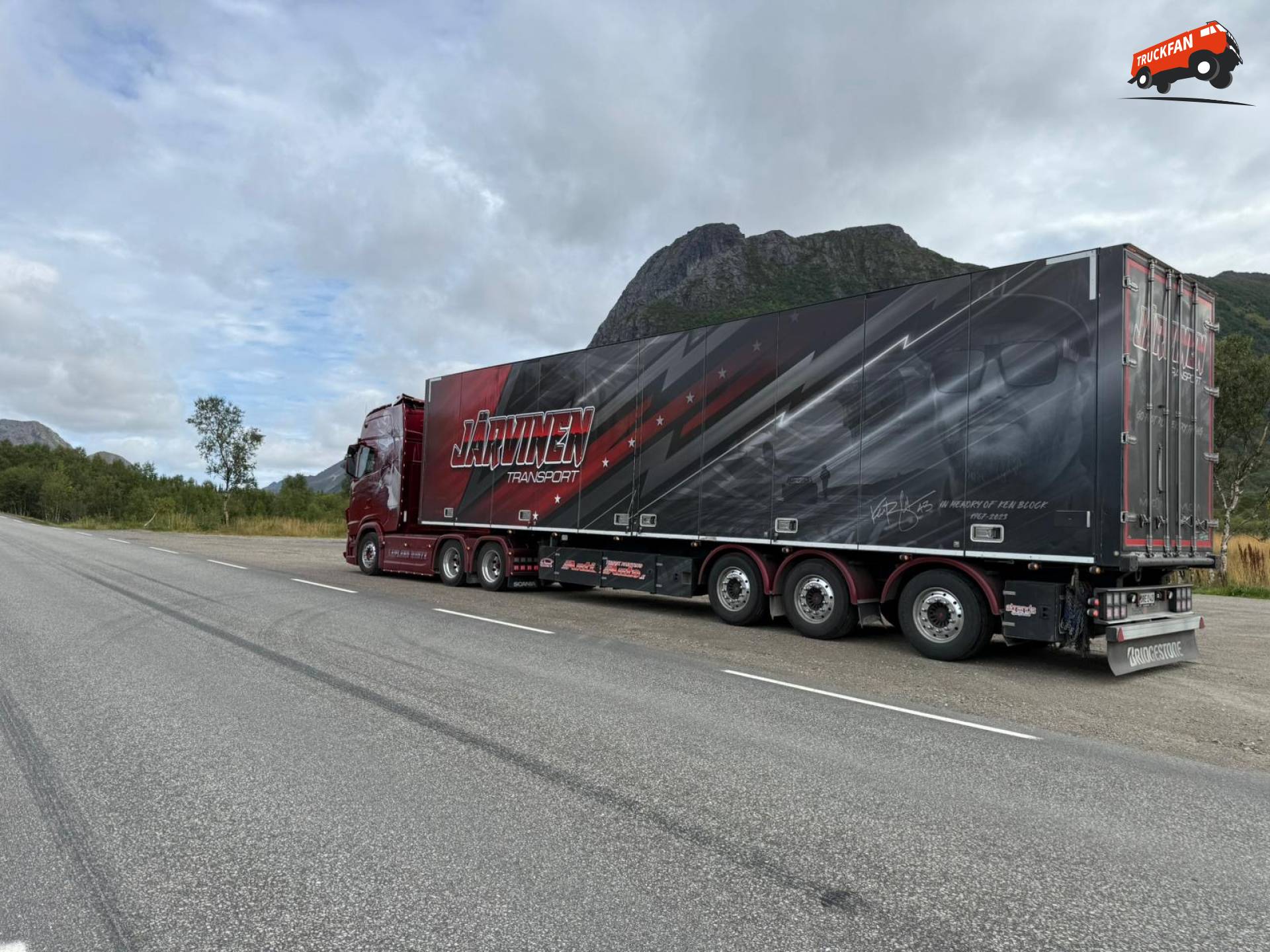 Aankondiging van Tekno 1:50 model Scania Jarvinen