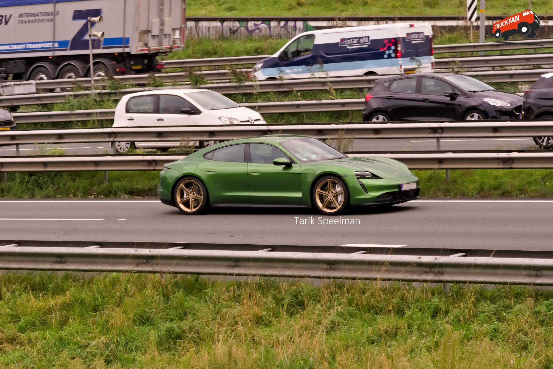 Porsche Taycan op A16