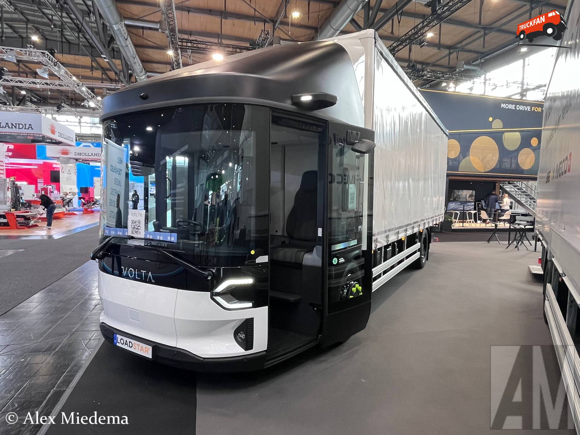Volgens mij zijn ze al meerdere keren failliet gegaan, maar Volta blijft telkens terugkomen naar de IAA met hun elektrische truck met centrale zitpositie. 