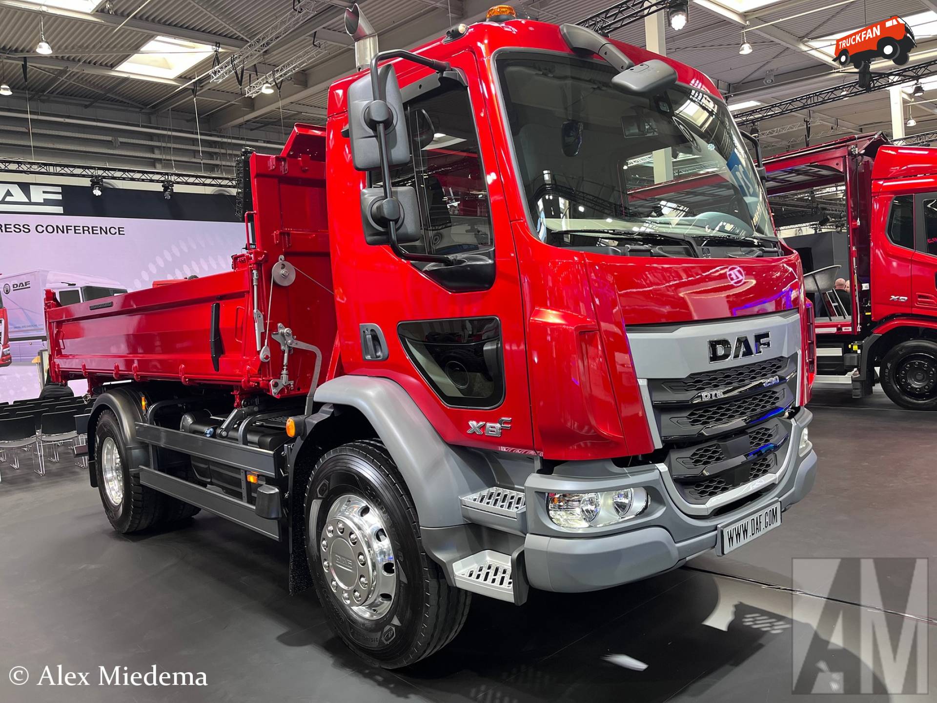 Het zeldzaamste model uit de huidige DAF reeks, de XBC, draagt net als haar familie voortaan de tekst DTE (DAF Transport Efficiency) op de grille.