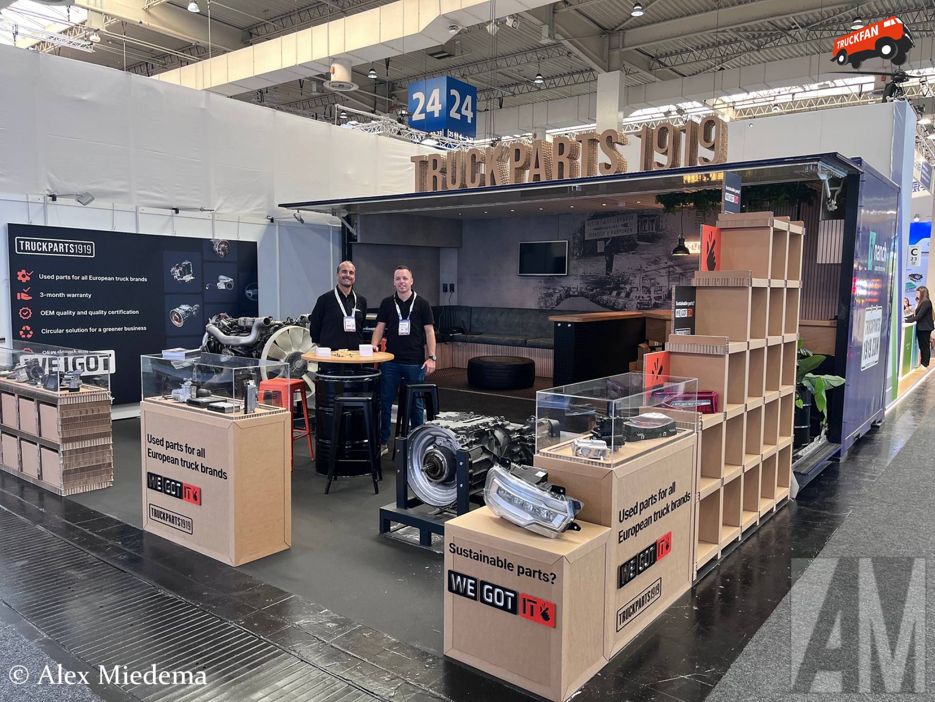Dave and Tim at the Truckparts1919 booth.