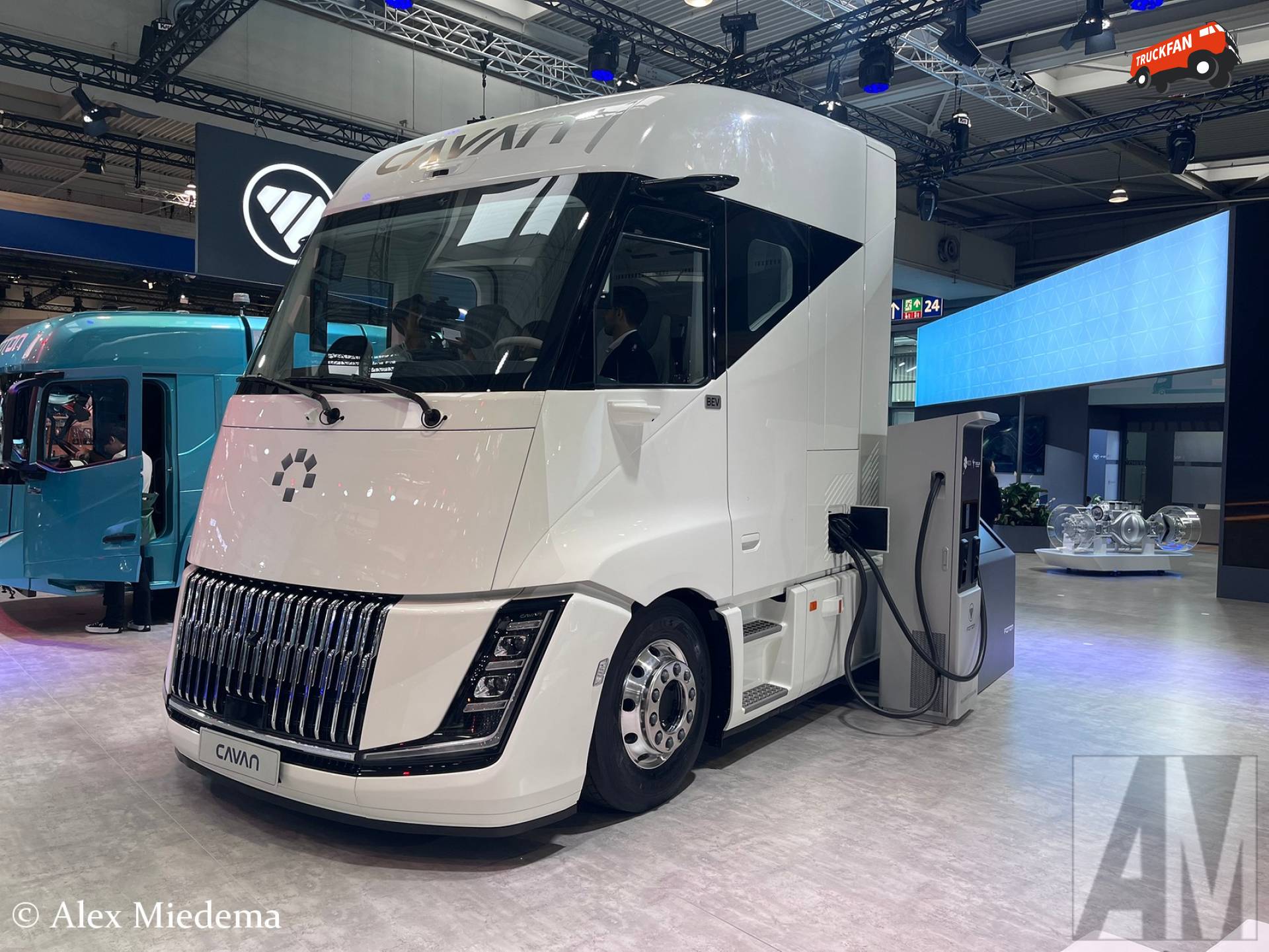 Foton is in 2024 samen met oa Bosch, SinoHytec en BAIC Capital het nieuwe merk Cavan begonnen. De Beacon is het zware truckmodel. 