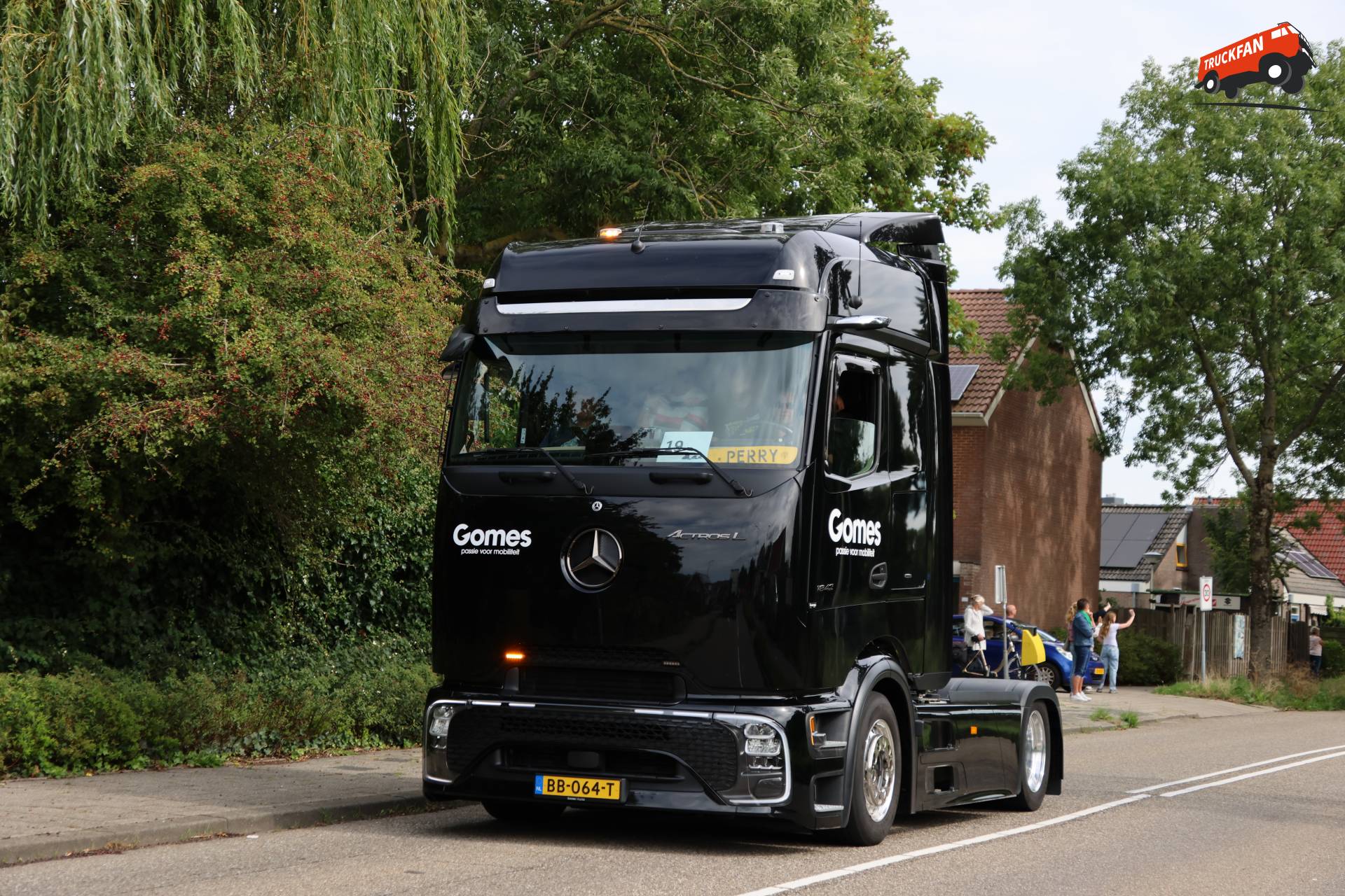 Mercedes-Benz Actros L ProCabin truck by Gomes