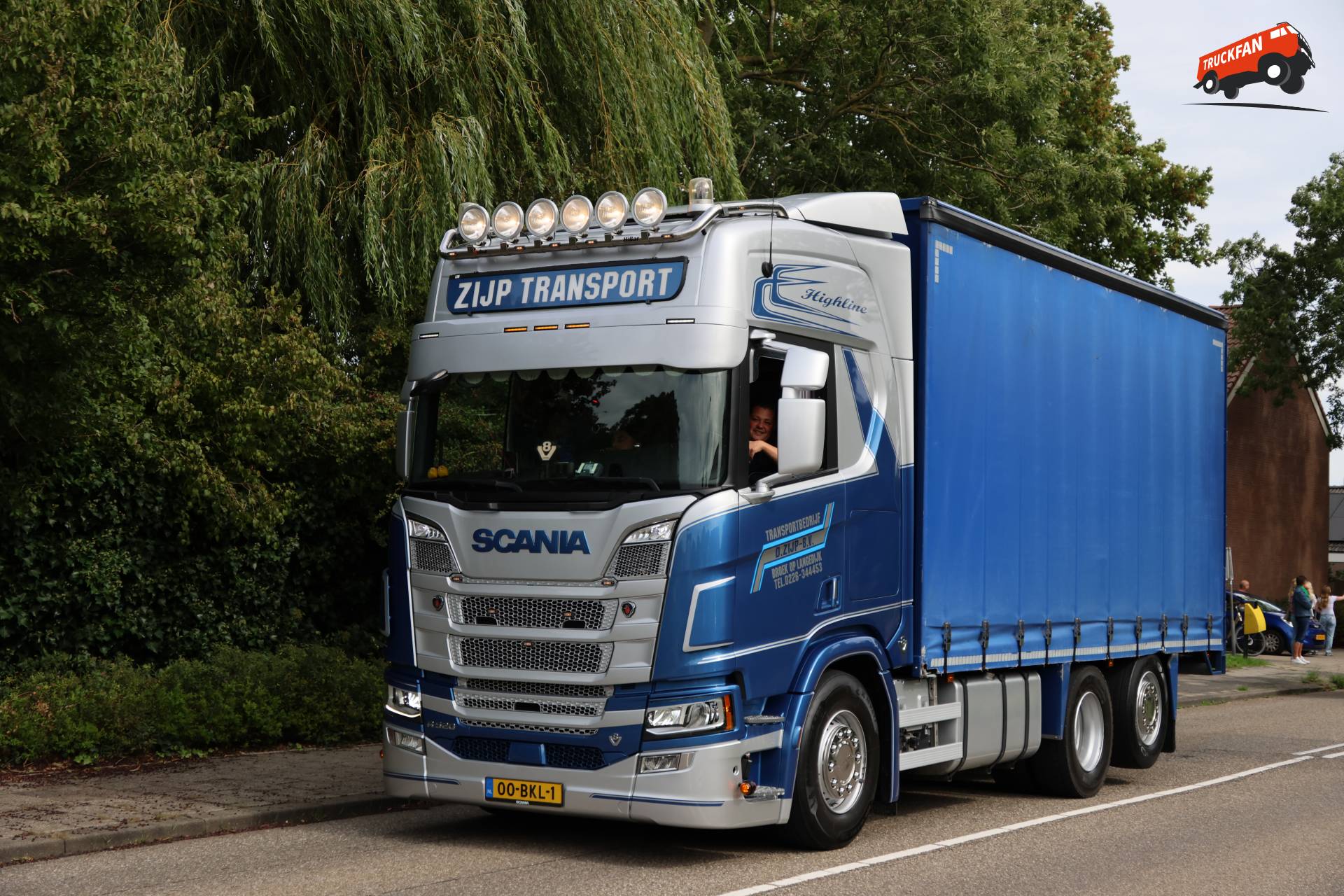 Scania R520 truck owned by Zijp