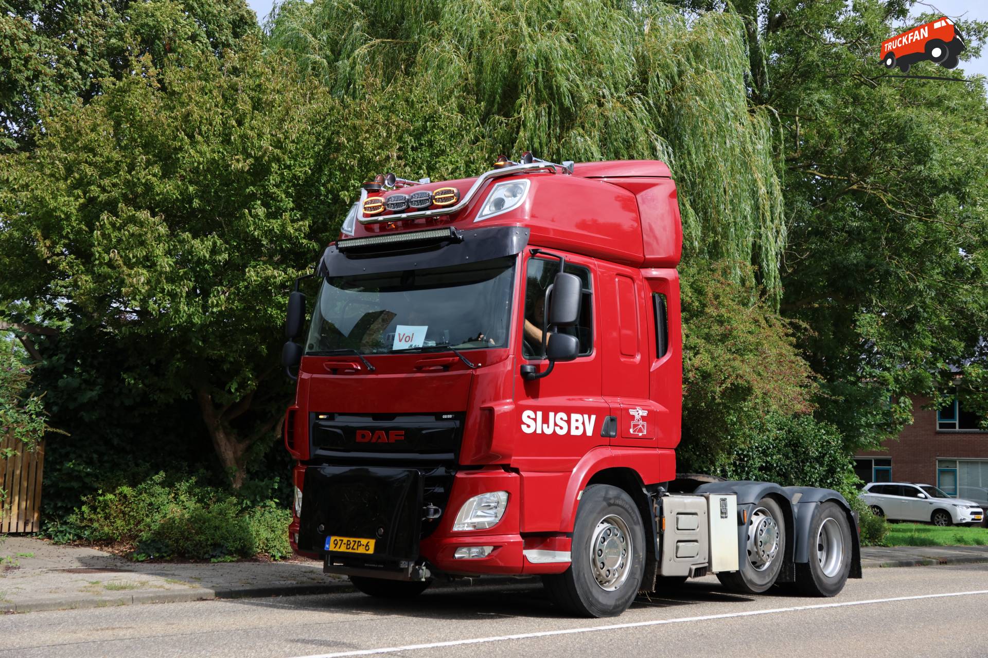 DAF CF Euro 6 truck owned by Sijs